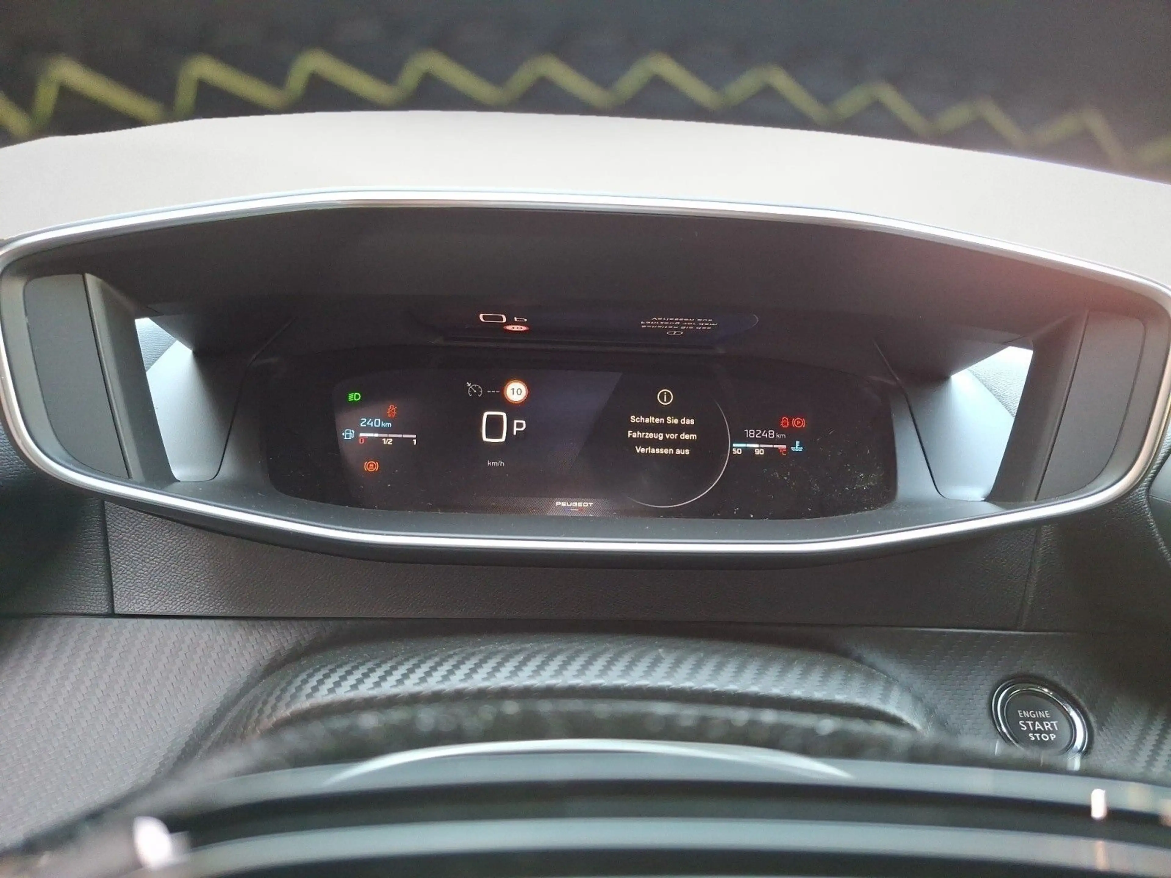Peugeot 2008 PureTech 130 EAT8 GT Navi Glasdach LED PDC — photo 13