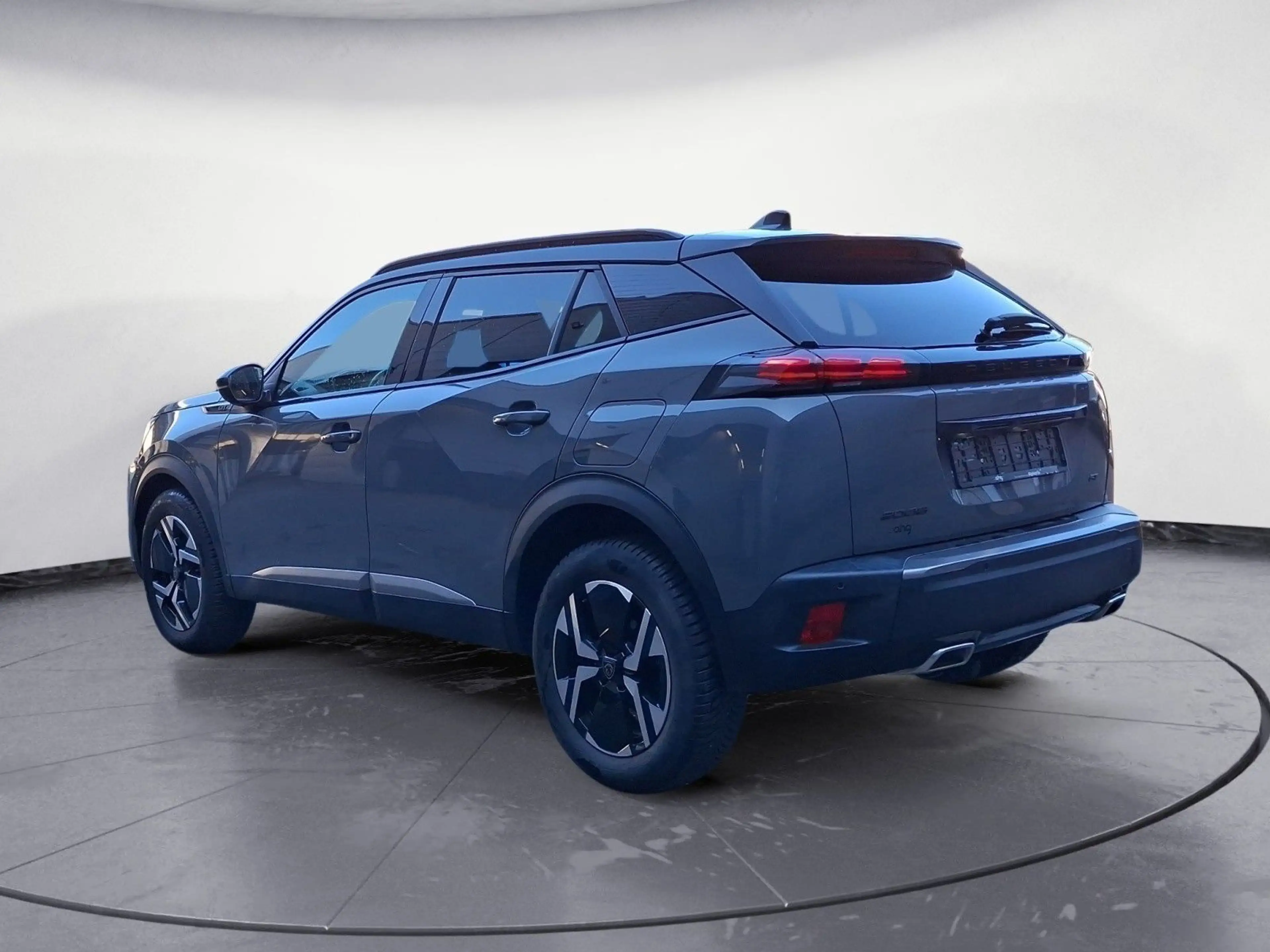 Peugeot 2008 PureTech 130 EAT8 GT Navi Glasdach LED PDC — photo 5