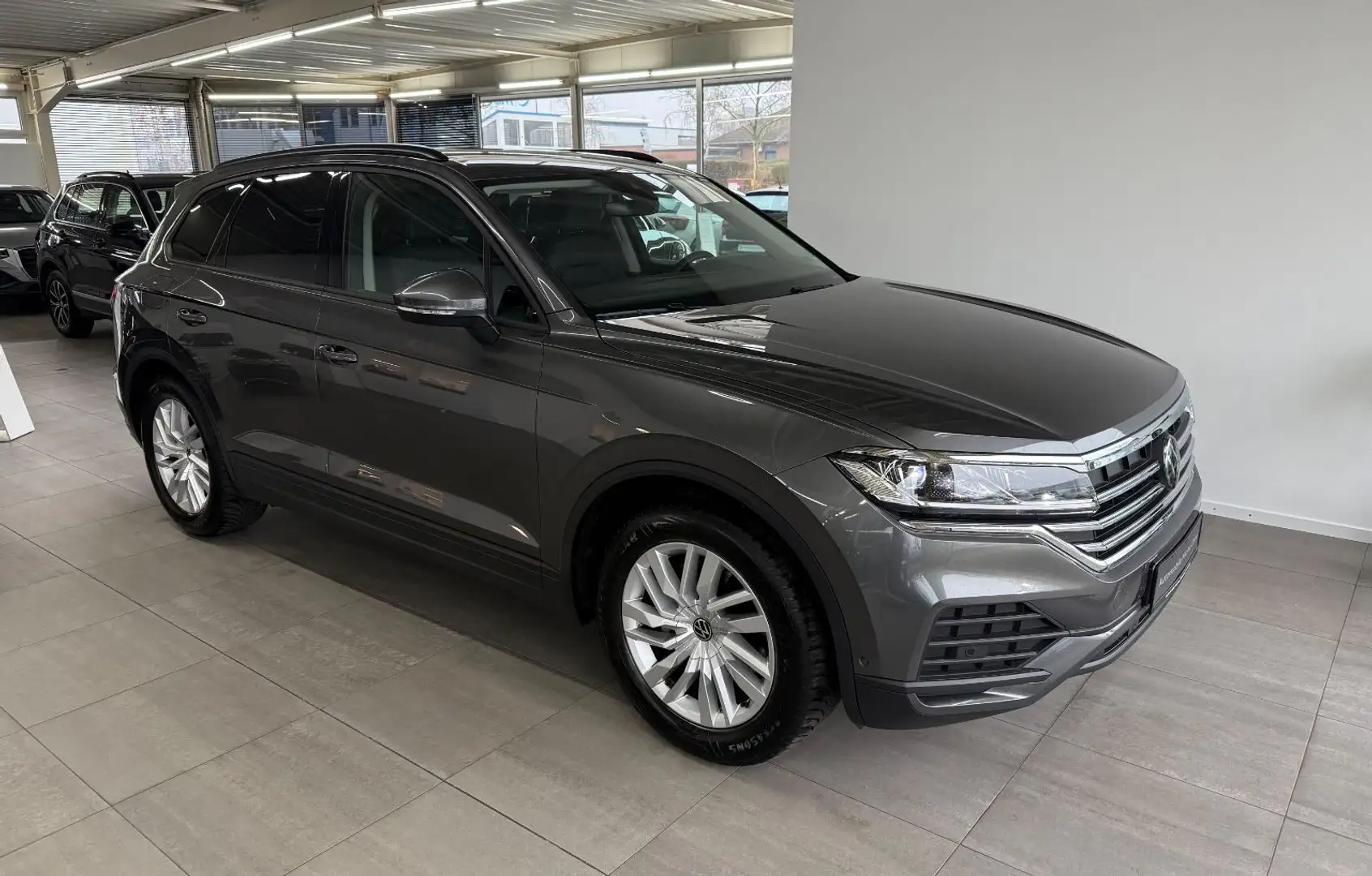 Volkswagen Touareg *3.0 TDI*4Motion*Luftfederung*LED*App-Con Gris - 1
