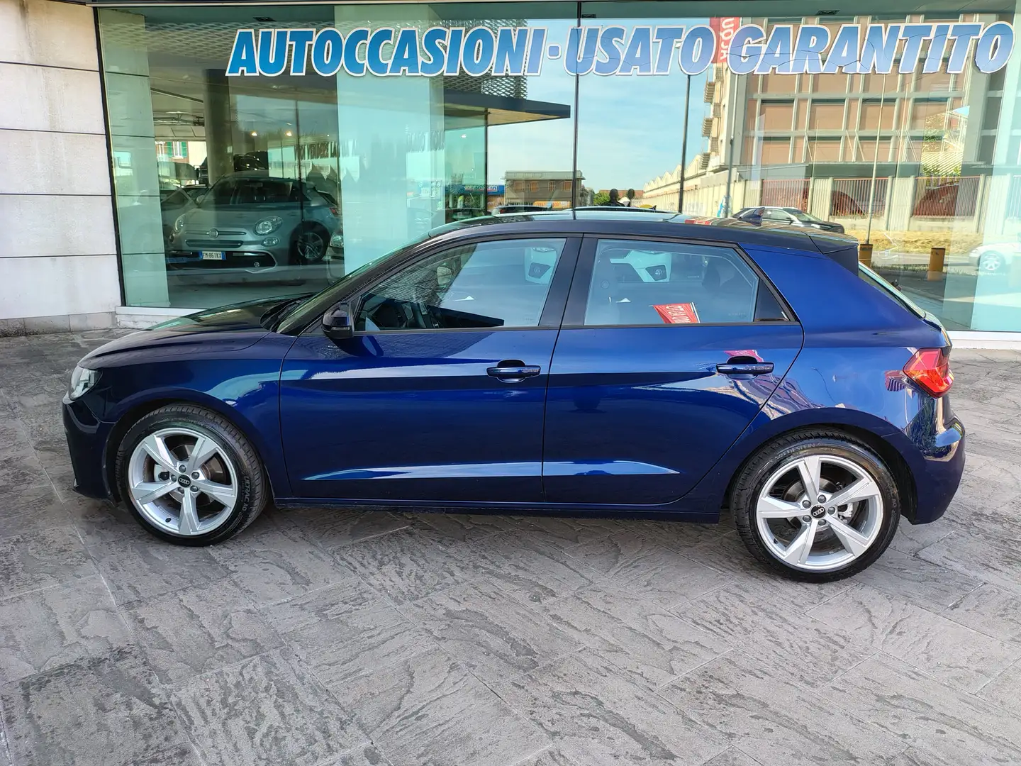Audi A1 A1 Sportback 30 1.0 tfsi  110cv s-tronic Blau - 2