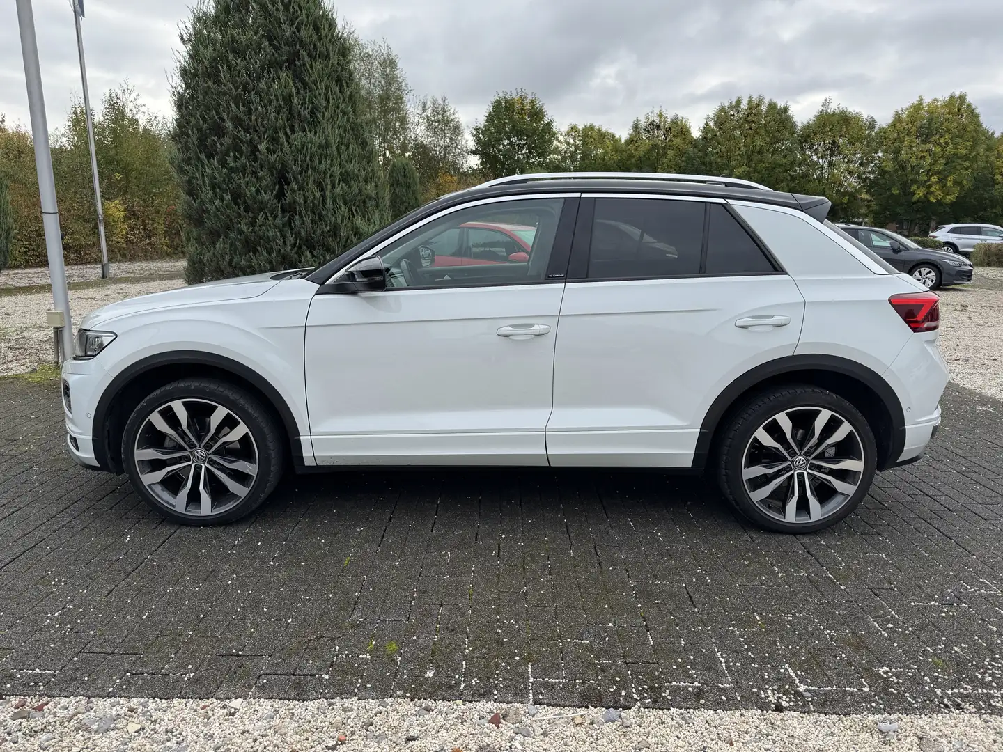 Volkswagen T-Roc IQ.DRIVE R-Line LED NAVI Kamer Blanc - 2