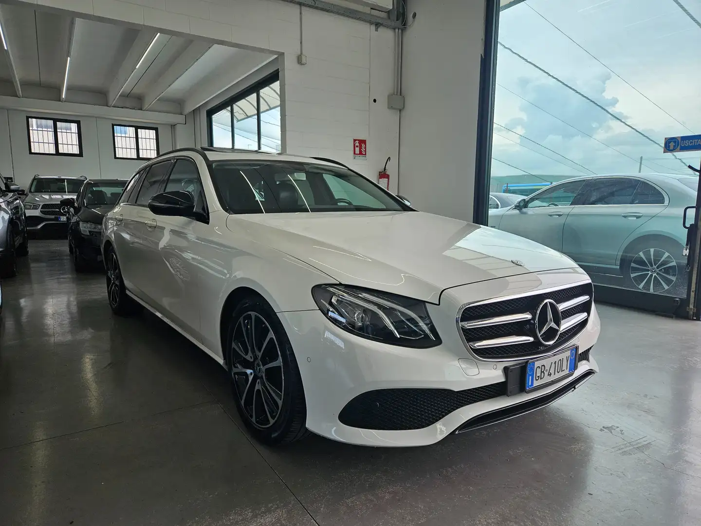 Mercedes-Benz E 220 E SW 220 d Premium Plus 4matic auto my20 Bianco - 1
