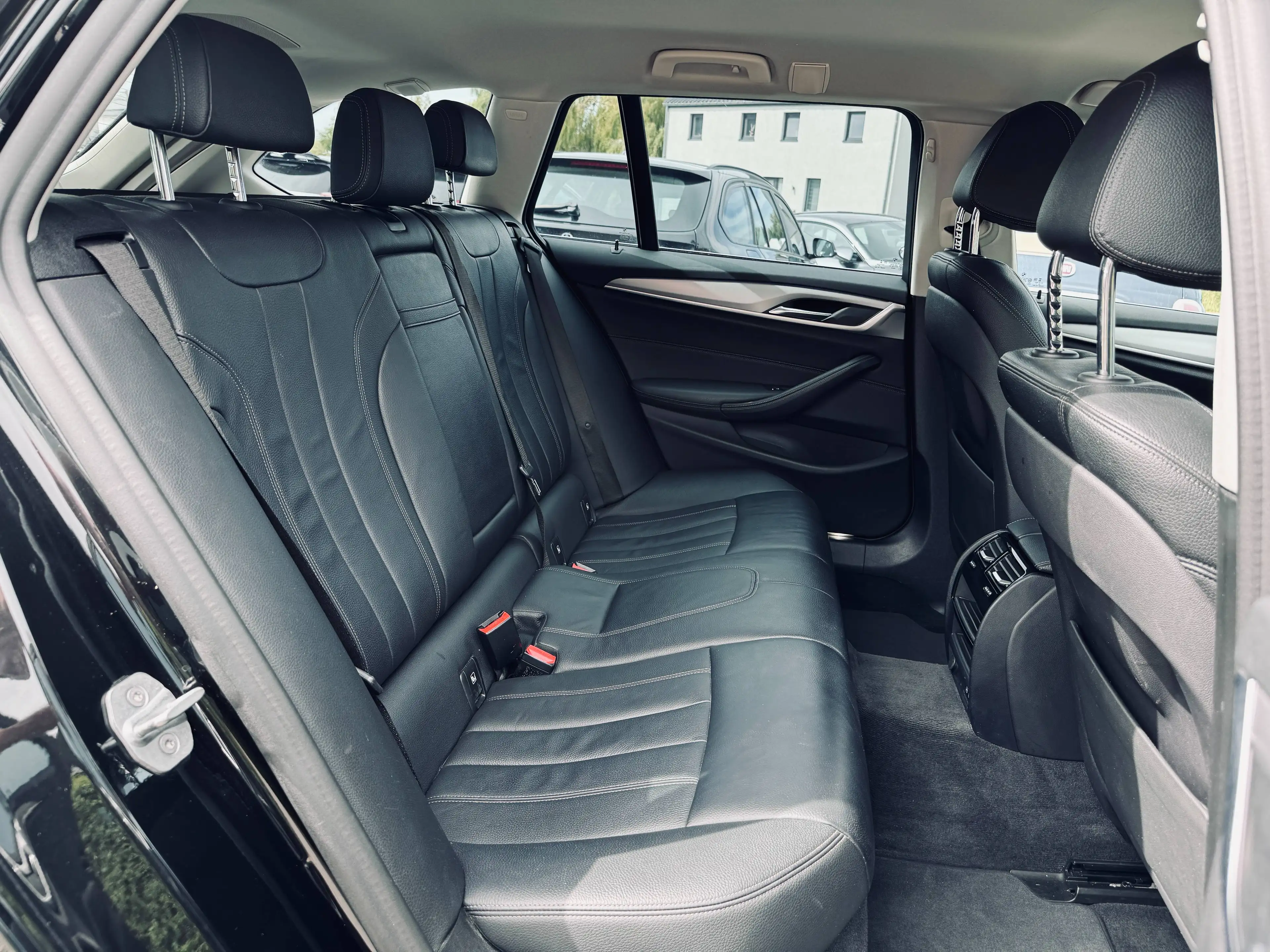 BMW 518 Touring 518d AUTOMATIQUE, Cuir, Navi, Garantie 1 An — photo 13