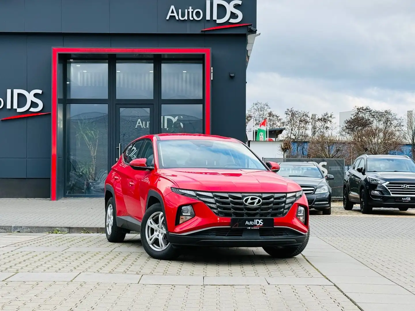 Hyundai TUCSON Pure 2WD Rot - 1