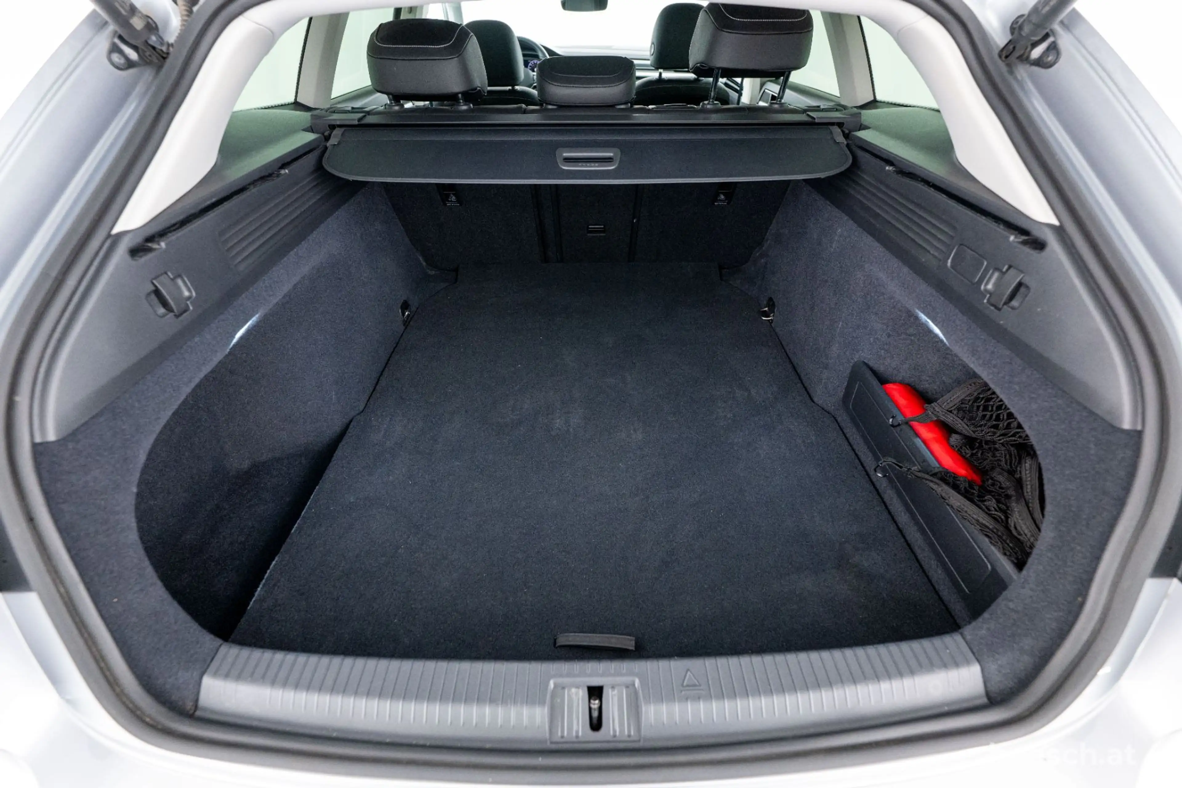 Volkswagen Arteon SB Elegance TDI ACC ASSISTENZ KAMERA ++ — photo 8
