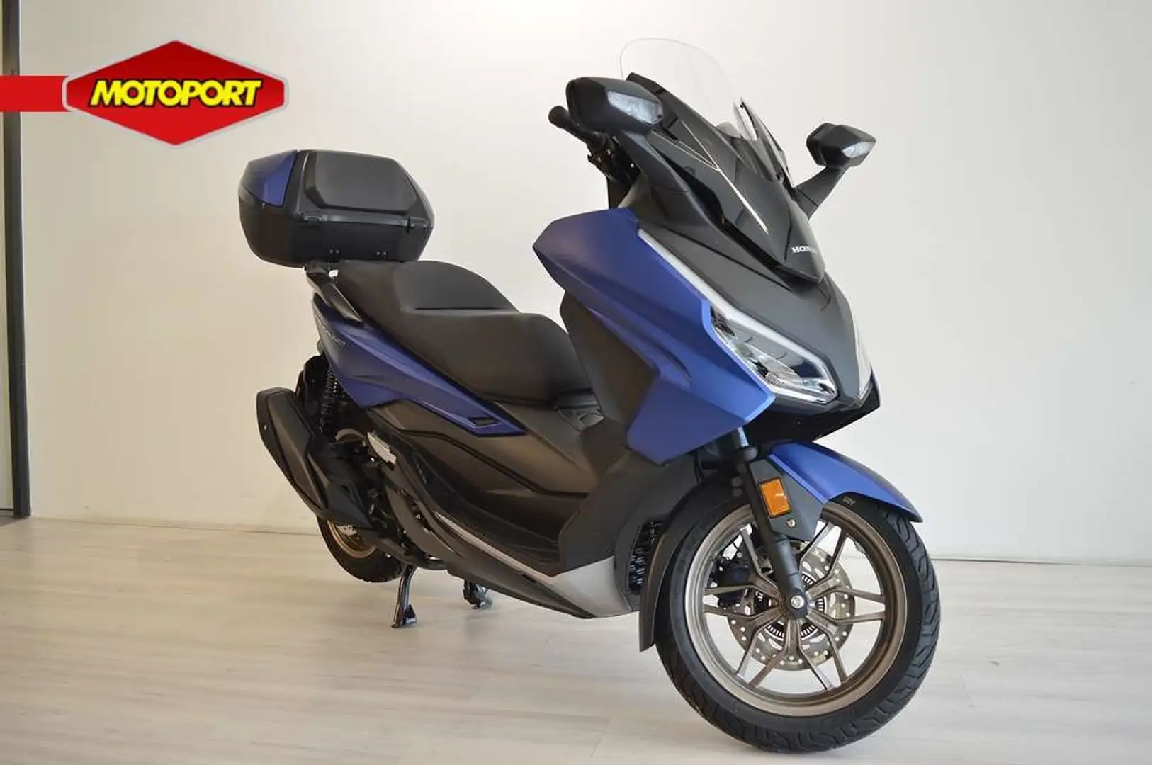 Honda Forza 350 NSS Zwart - 2