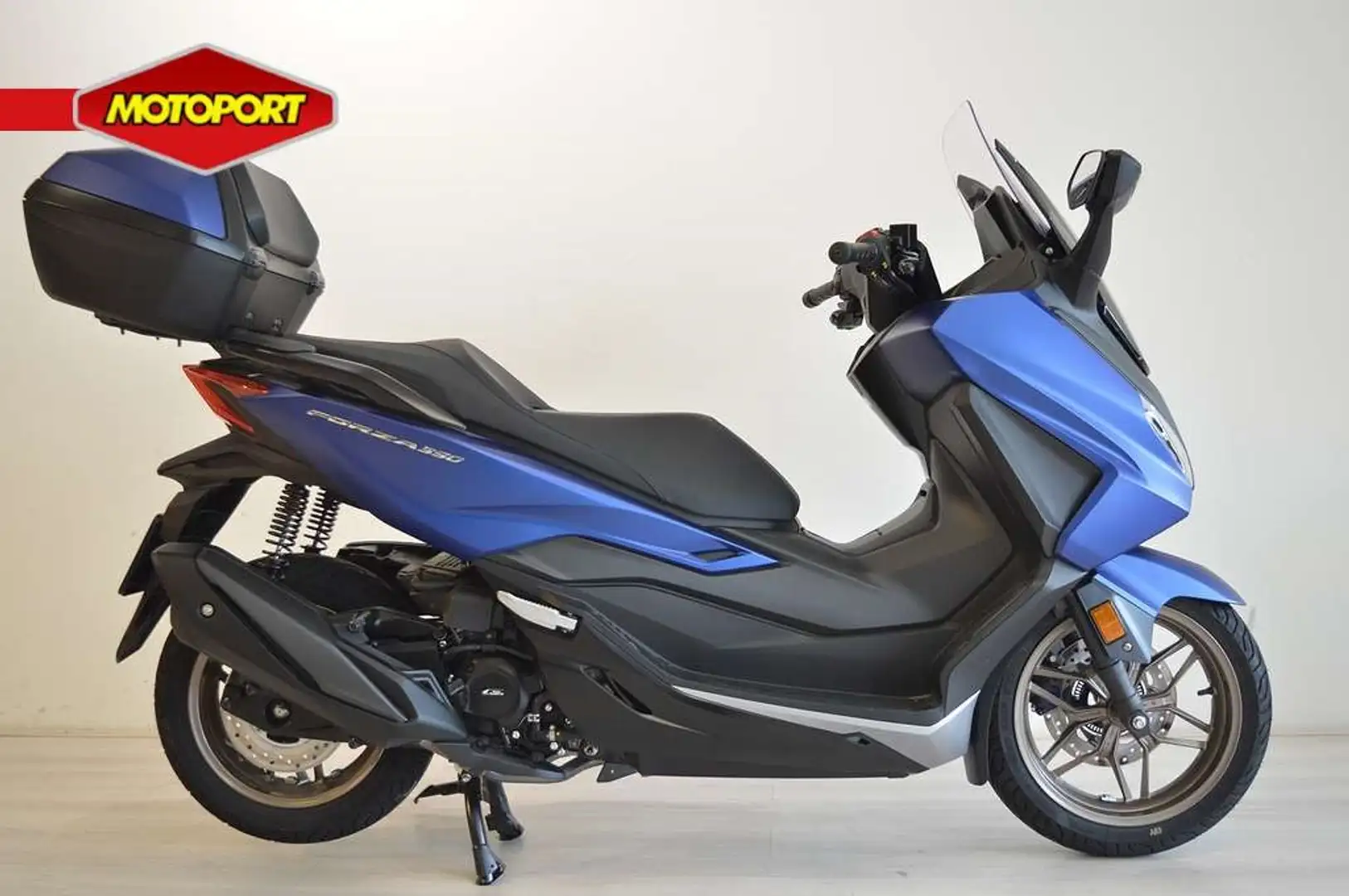 Honda Forza 350 NSS Zwart - 1