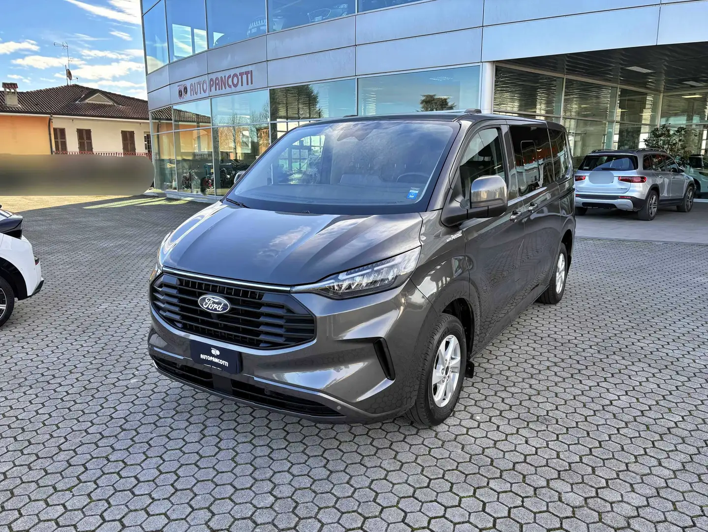 Ford Transit Custom 320 2.0 EcoBlue 136CV PC Combi Titanium - 2025 Grau - 1