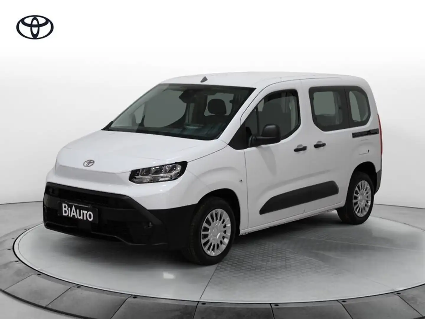 Toyota Proace City Verso 1.5D 100 CV S&S Short Lounge Bianco - 1