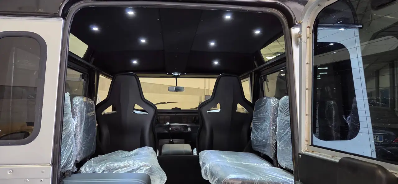 Land Rover Defender td5, foto 12