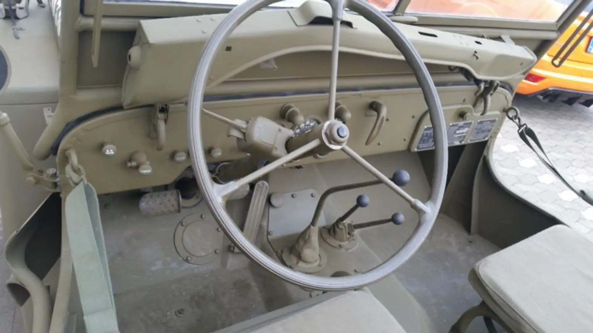 Jeep Willys Grün - 1