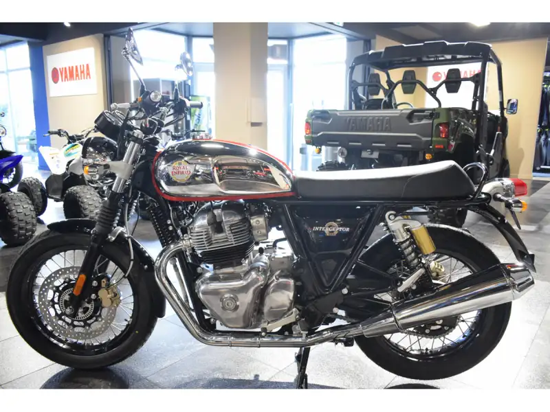 Royal Enfield Interceptor - foto 4
