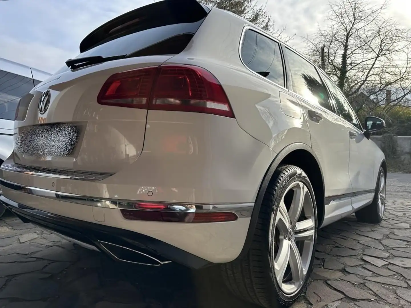 Volkswagen Touareg Touareg 4.2 V8 TDI DPF 4Motion Automatik Weiß - 2
