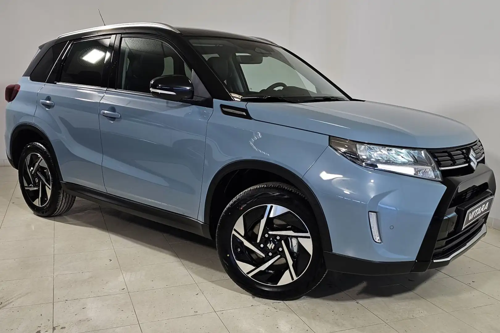 Suzuki Vitara 1.5 S3 Strong Hybrid Auto Blau - 2