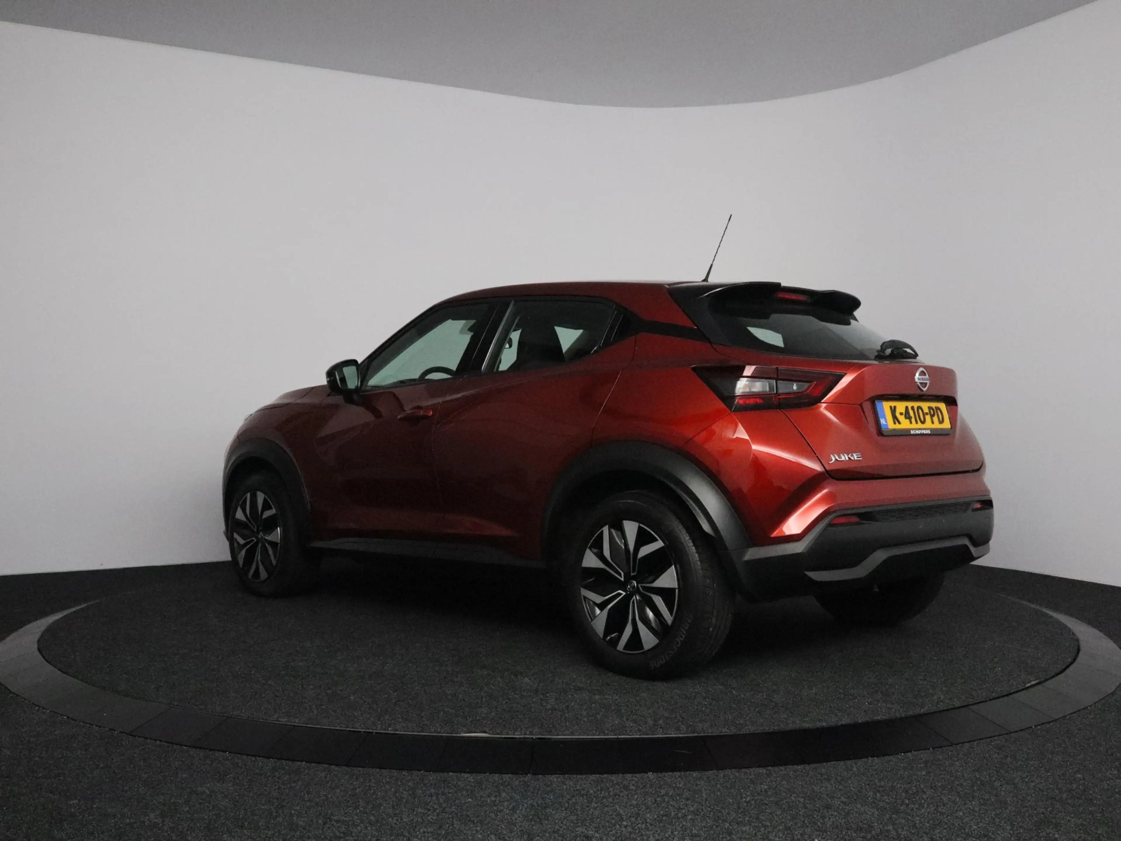 Nissan Juke 1.0 DIG-T Acenta — photo 10