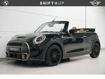 2.0 Resolute Edition | Comfort Access | CarPlay
