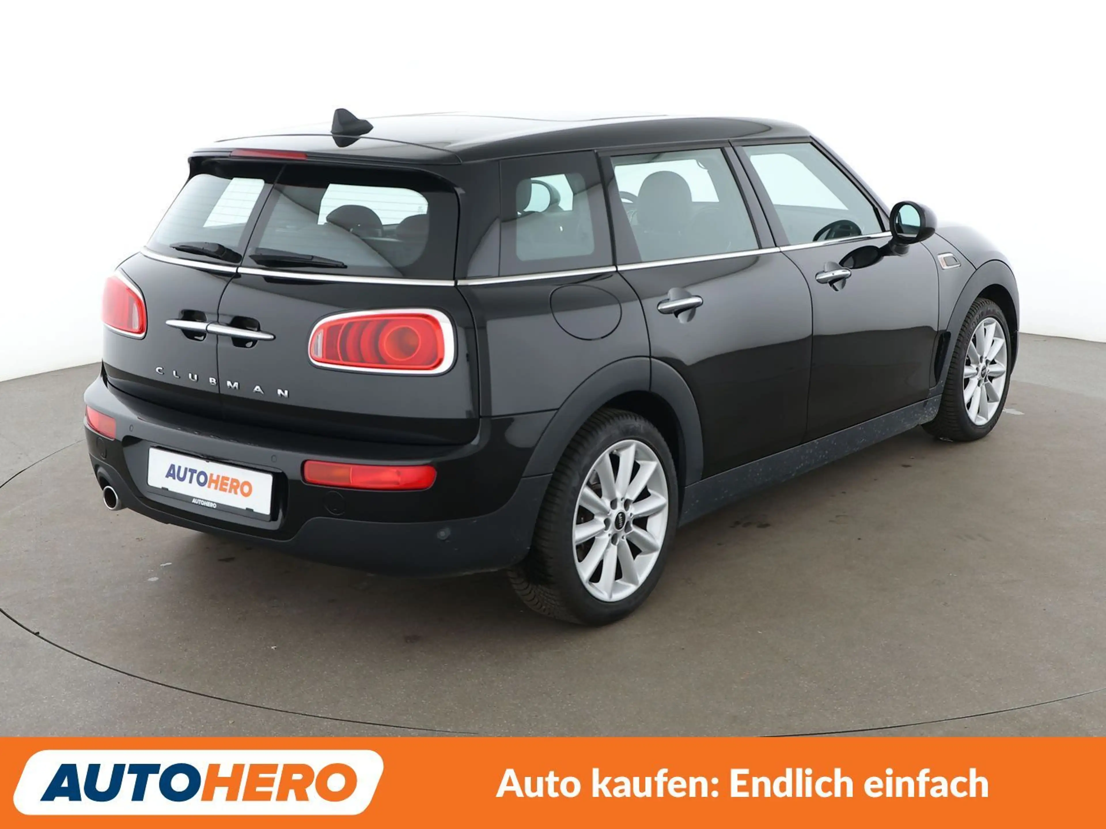 MINI Cooper Clubman Cooper — photo 6