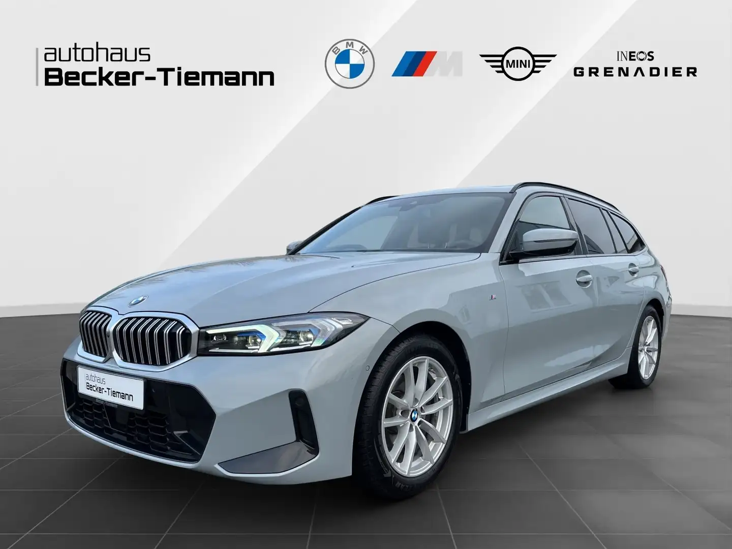BMW 320 i Touring M-Sport AHK Pano HUD DrivAss. ACC ParkAs Grau - 1