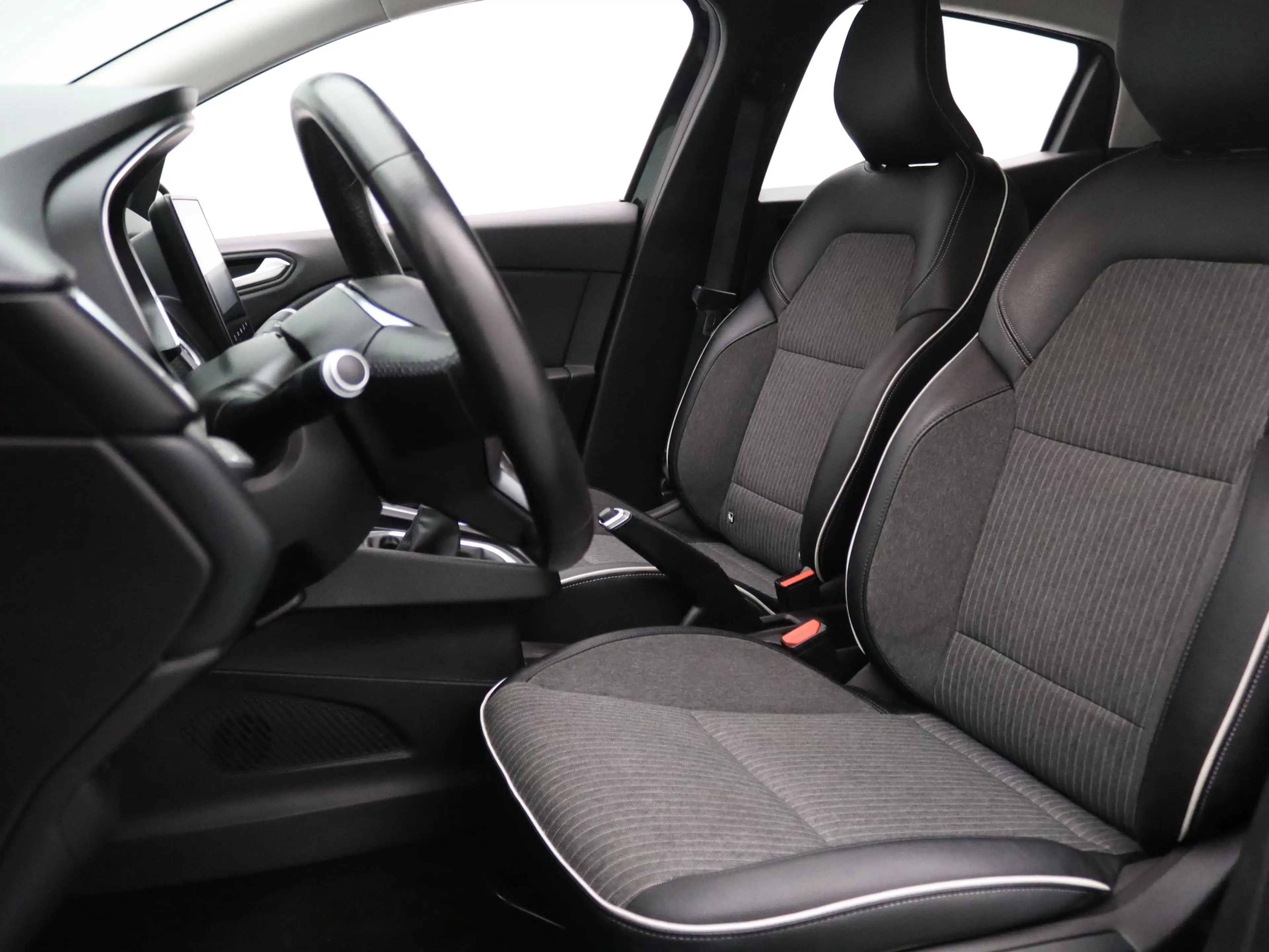 Renault Clio 100pk TCe Intens Apple Carplay/Android Auto | Navi — photo 5