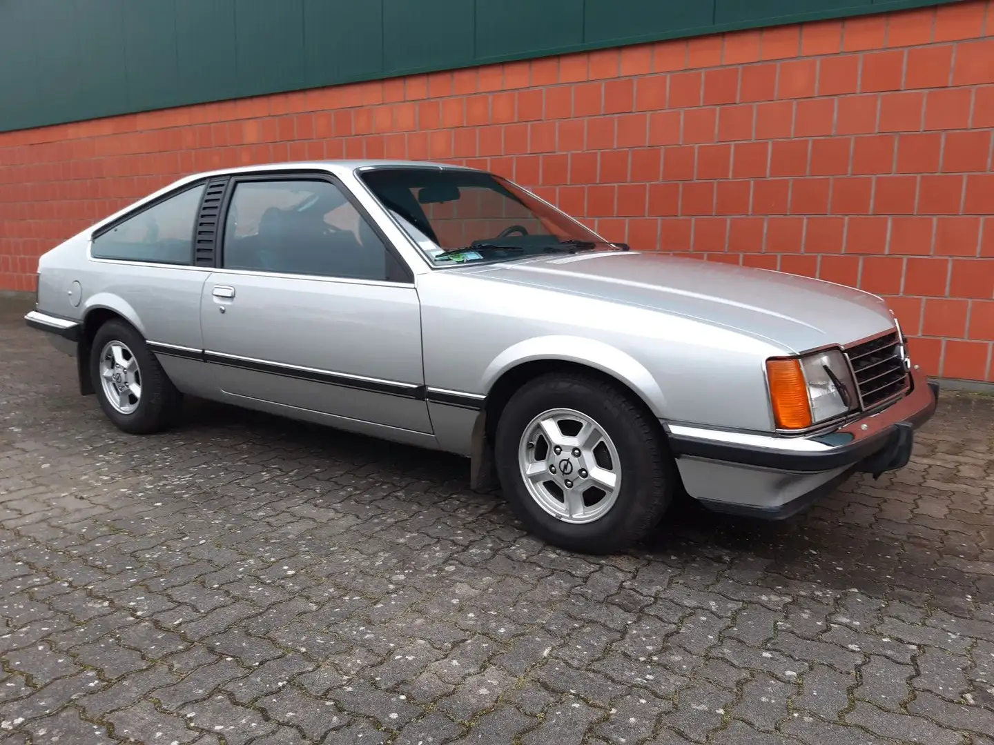 Opel Monza 2,5 E - traumhafter Zustand Argento - 1