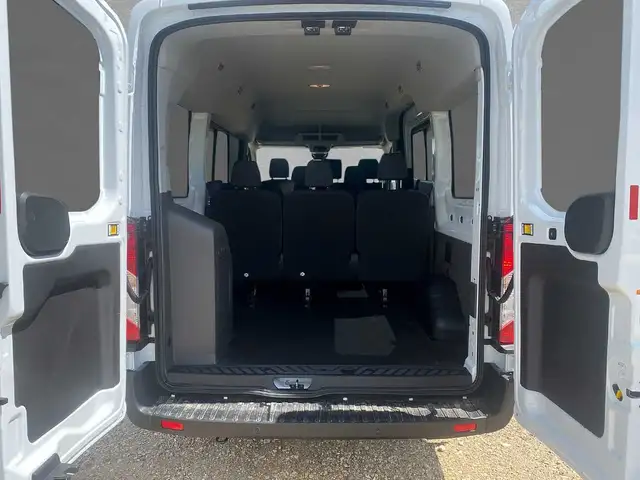 Ford Transit view 10