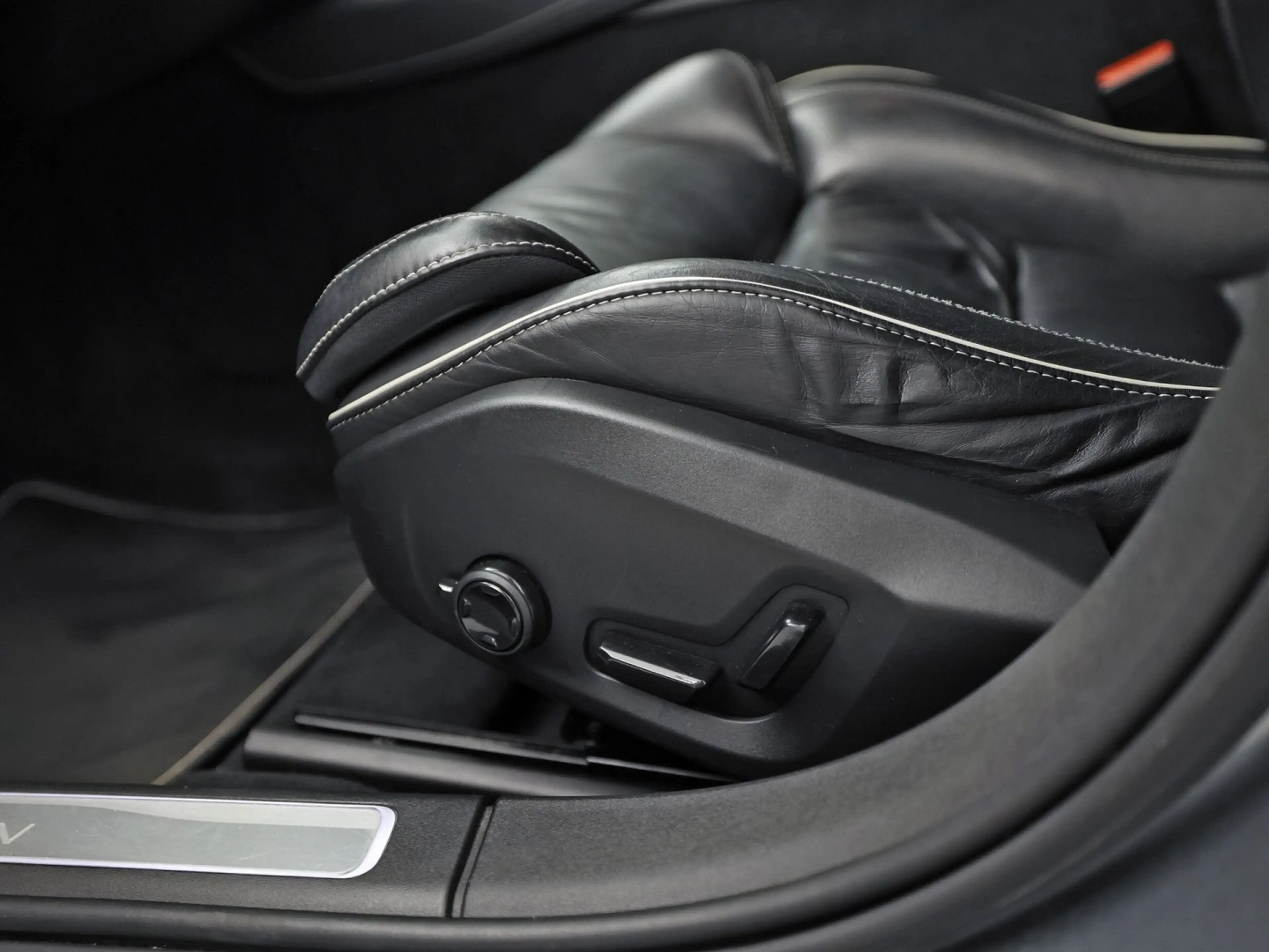 Volvo V90 2.0 T4 R-Design Automaat 190Pk (PANORAMADAK, HARMA — photo 17
