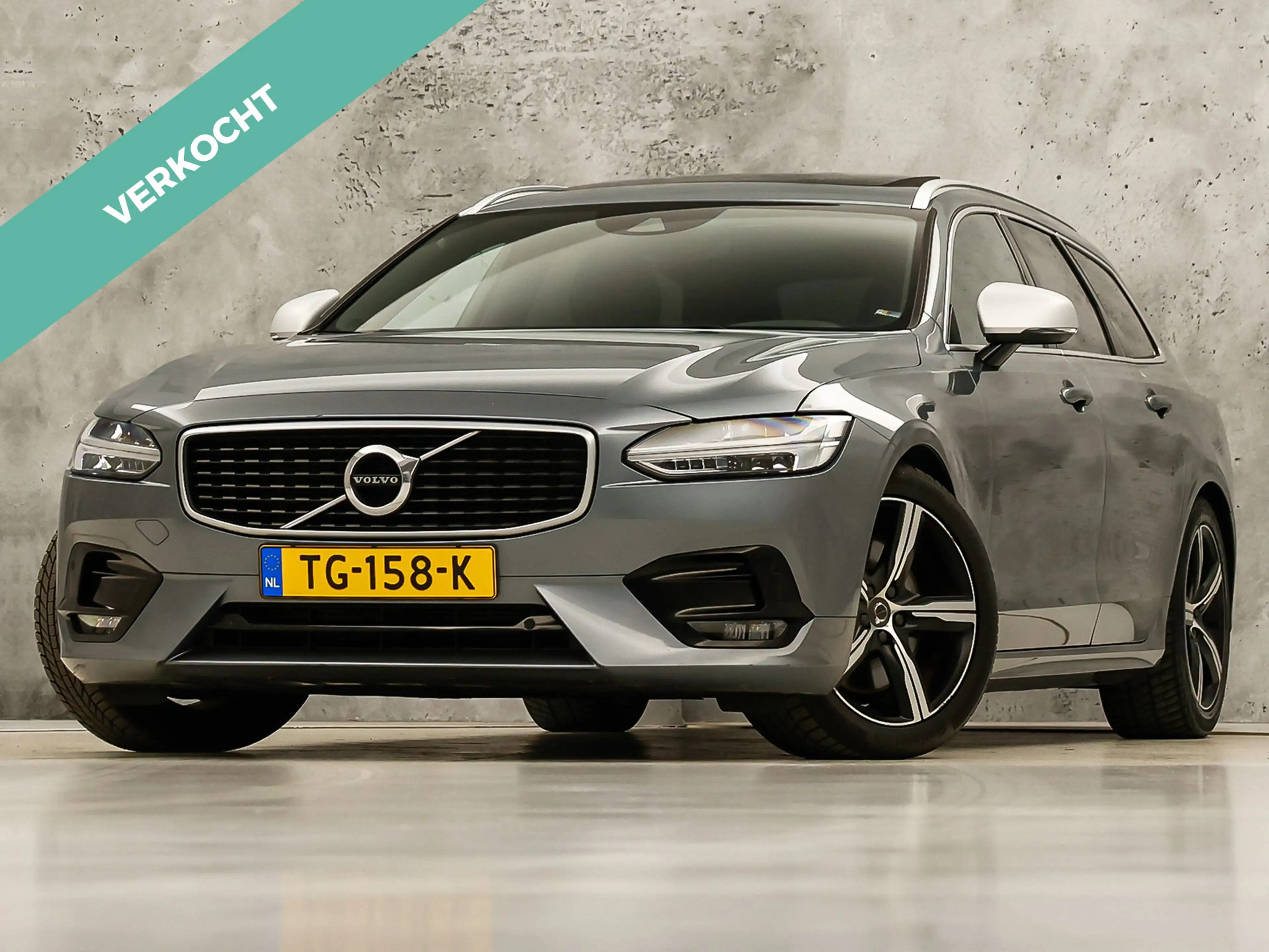 Volvo V90 2.0 T4 R-Design Automaat 190Pk (PANORAMADAK, HARMA