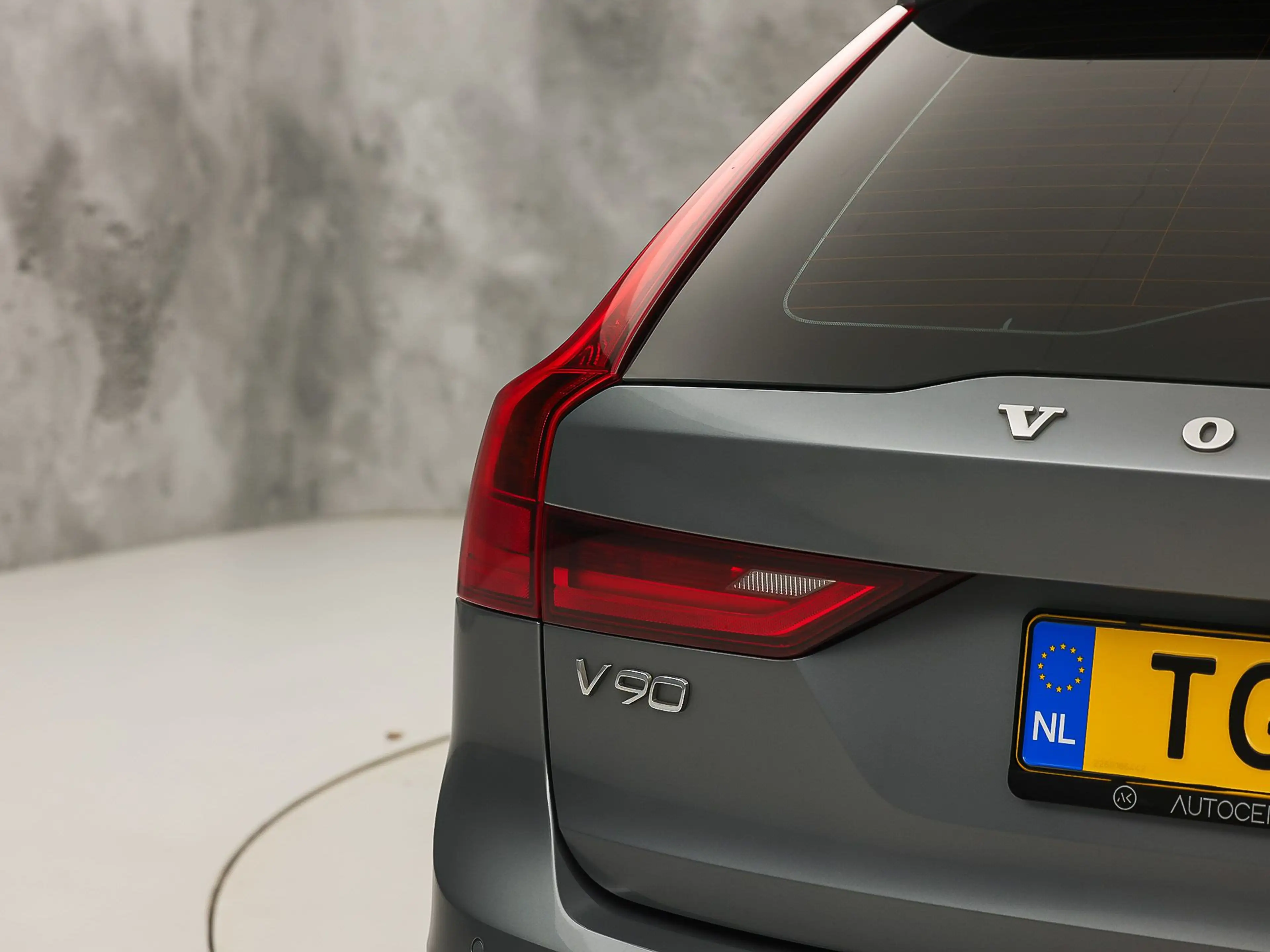 Volvo V90 2.0 T4 R-Design Automaat 190Pk (PANORAMADAK, HARMA — photo 38