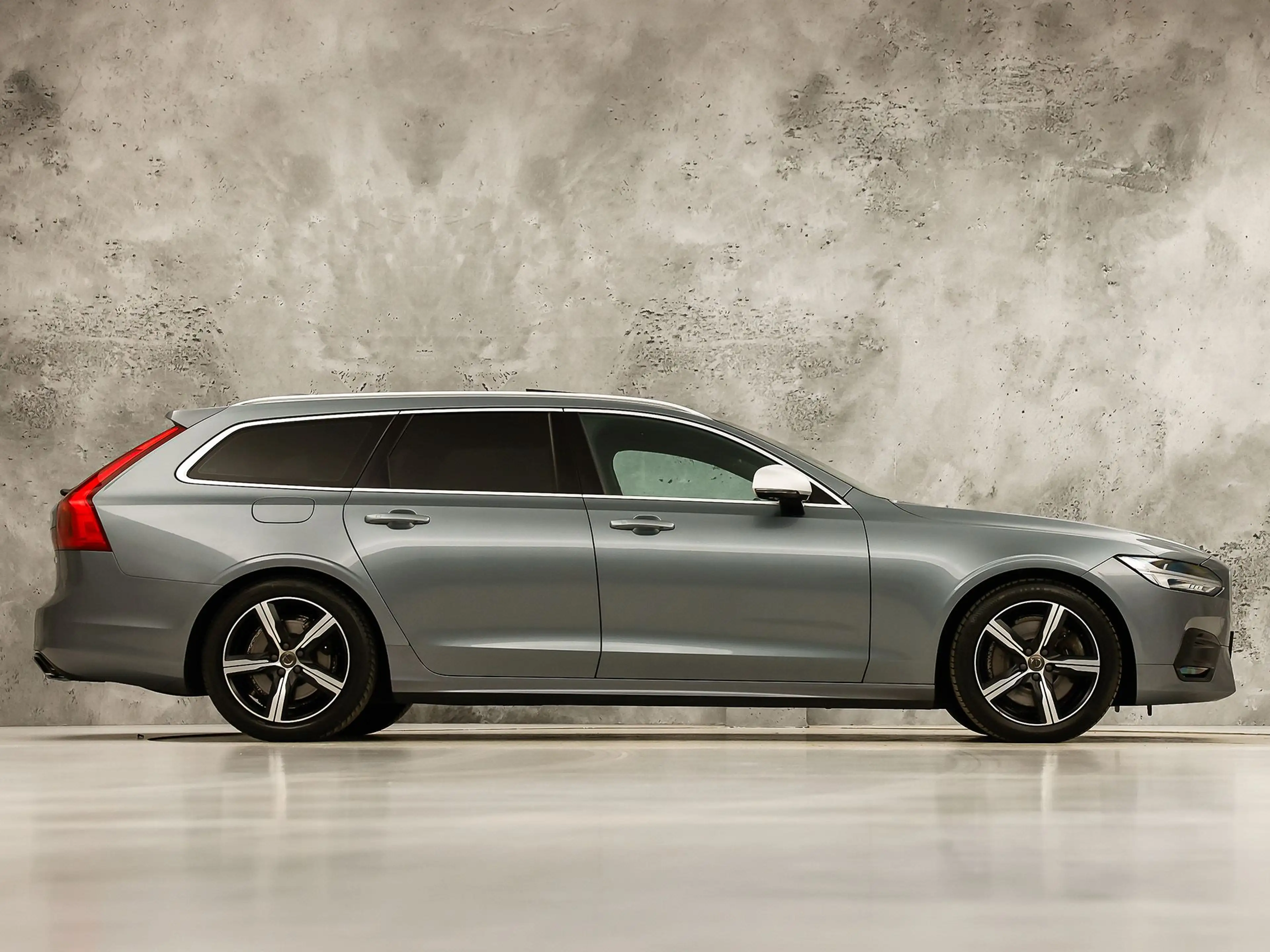 Volvo V90 2.0 T4 R-Design Automaat 190Pk (PANORAMADAK, HARMA — photo 6