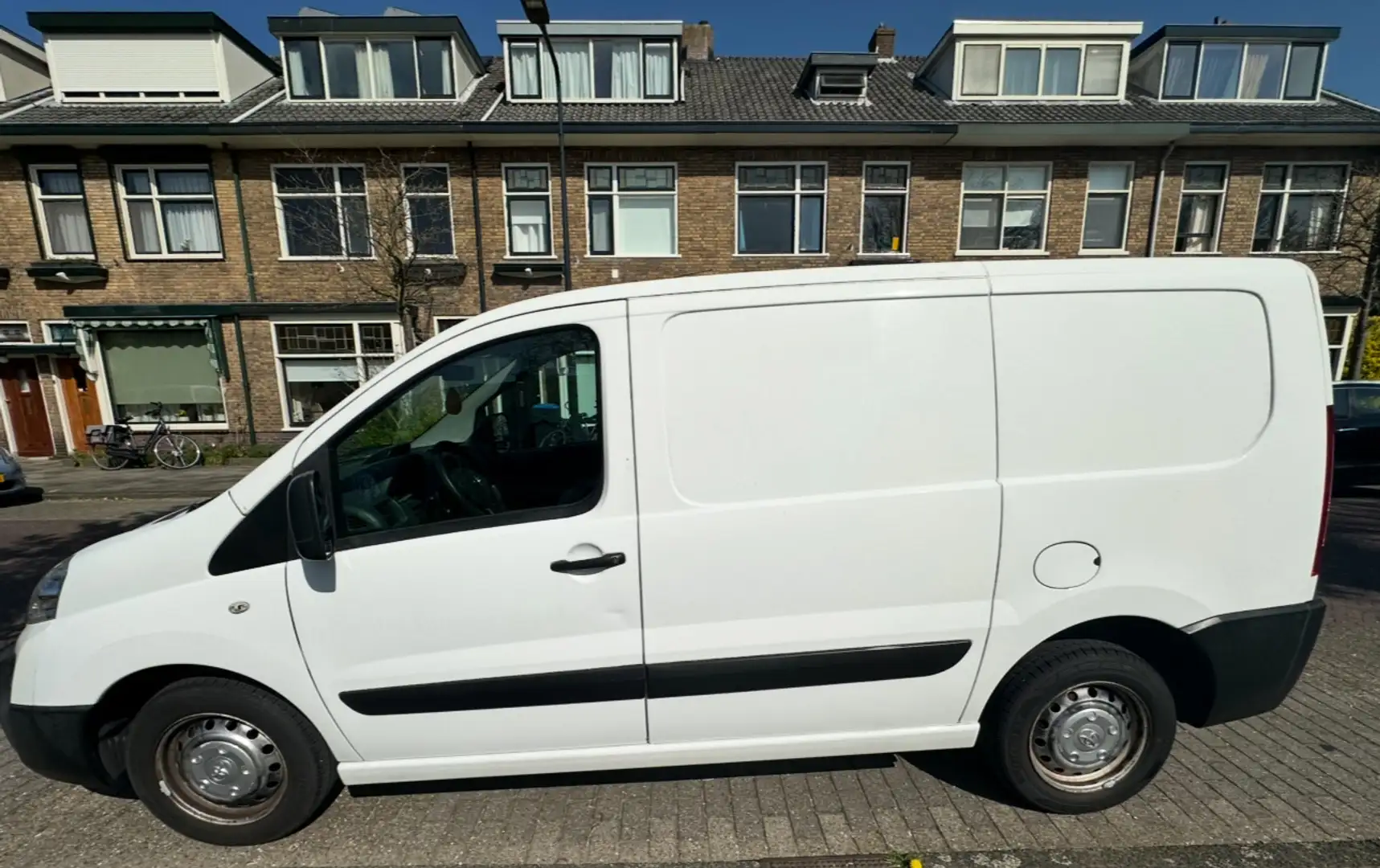 Toyota Proace 2,0-l-D-4D L1H1 good motor and gear - 1