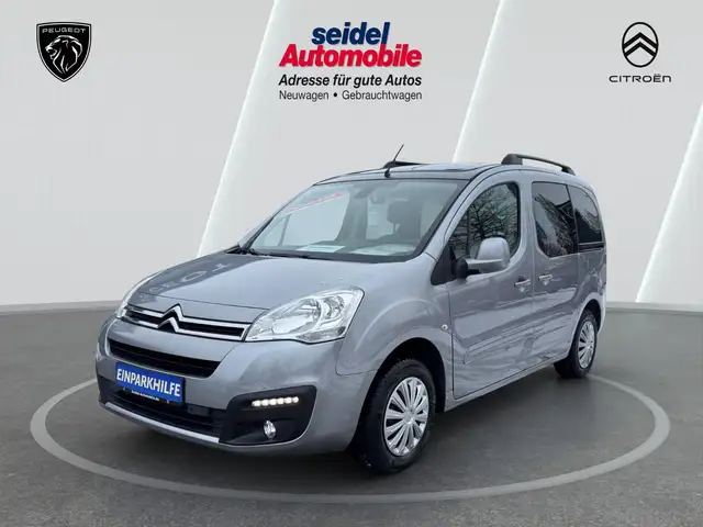 Citroen Berlingo 1.2 PureTech110 Selection, wenig KM