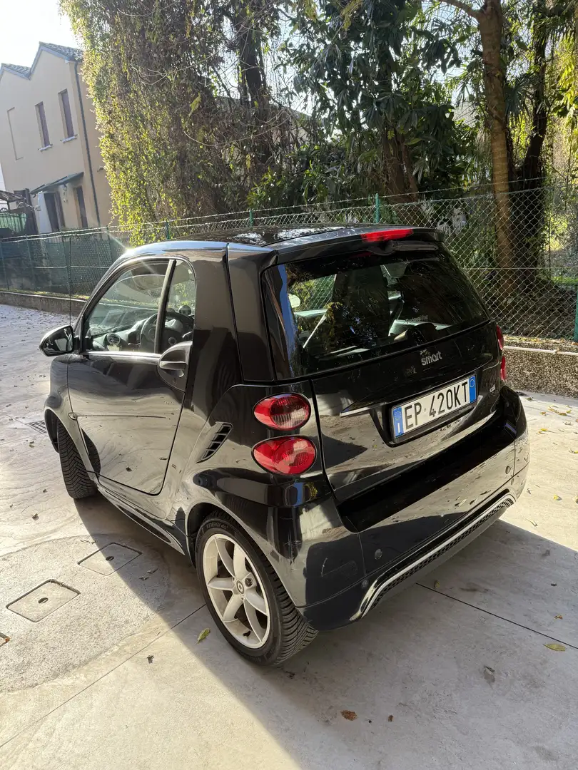 smart forTwo Fortwo 0.8 cdi Pulse 54cv FL Negro - 2