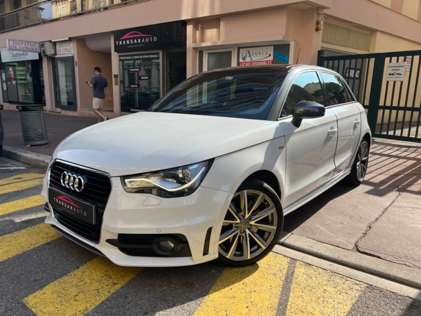 Audi A1 1.4 l 185 CV TFSI 16V Ambition Luxe S-Tronic7 Toit Ouvrant Panoramique Weiß - 1