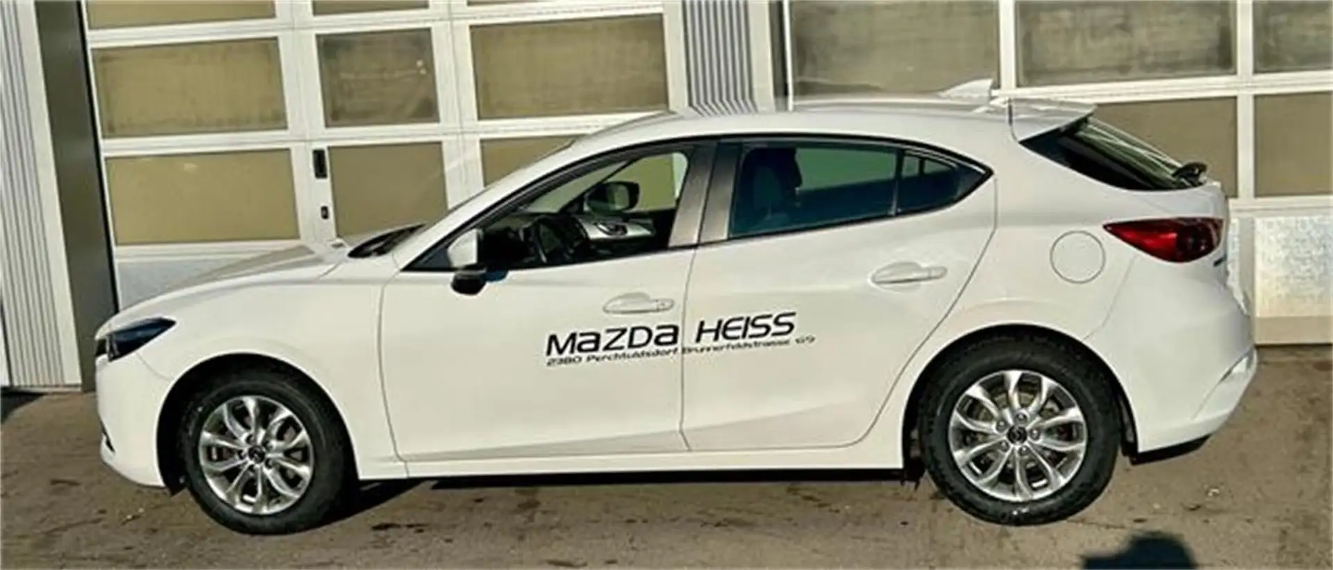 Mazda 3 Sport G100 Emotion Weiß - 2