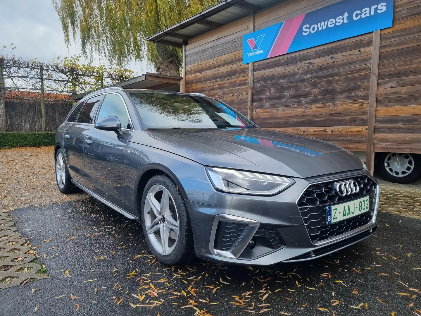 Audi A4 A4 Avant 35 TFSI S tronic S line Grijs - 1