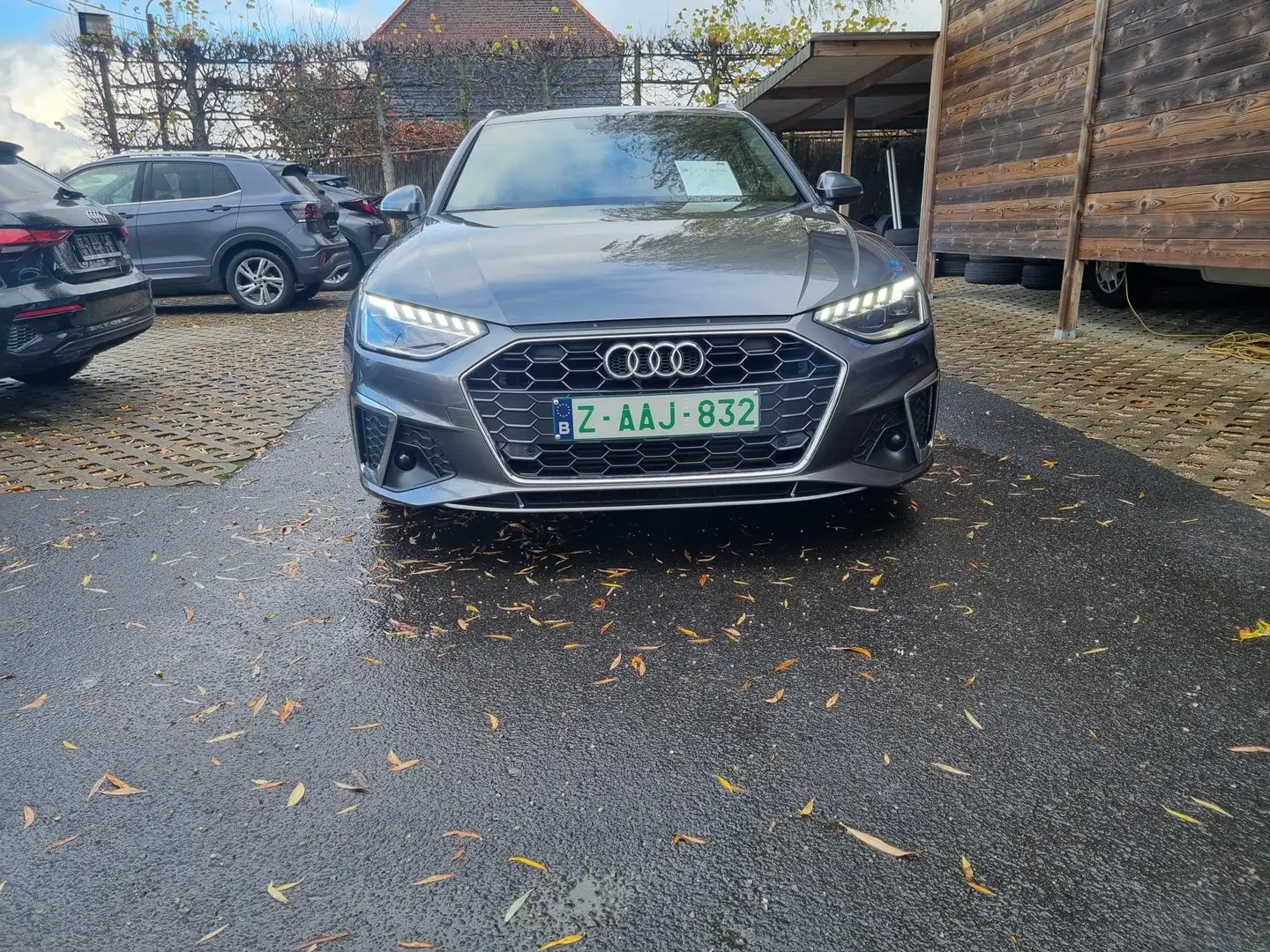 Audi A4 A4 Avant 35 TFSI S tronic S line Grijs - 2