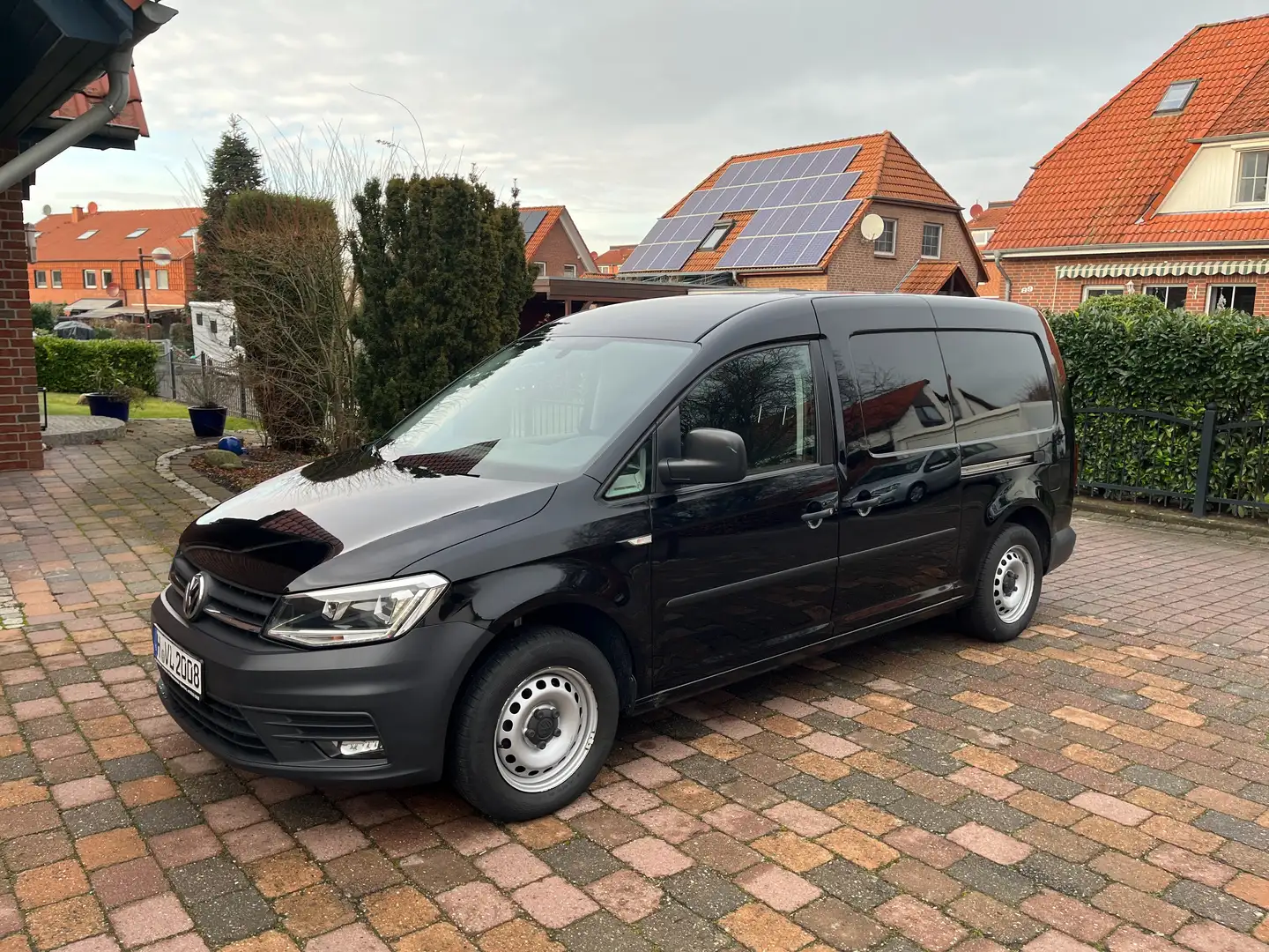 Volkswagen Caddy Maxi Kasten Navi SHZ 2 Schiebetüren Schwarz - 1