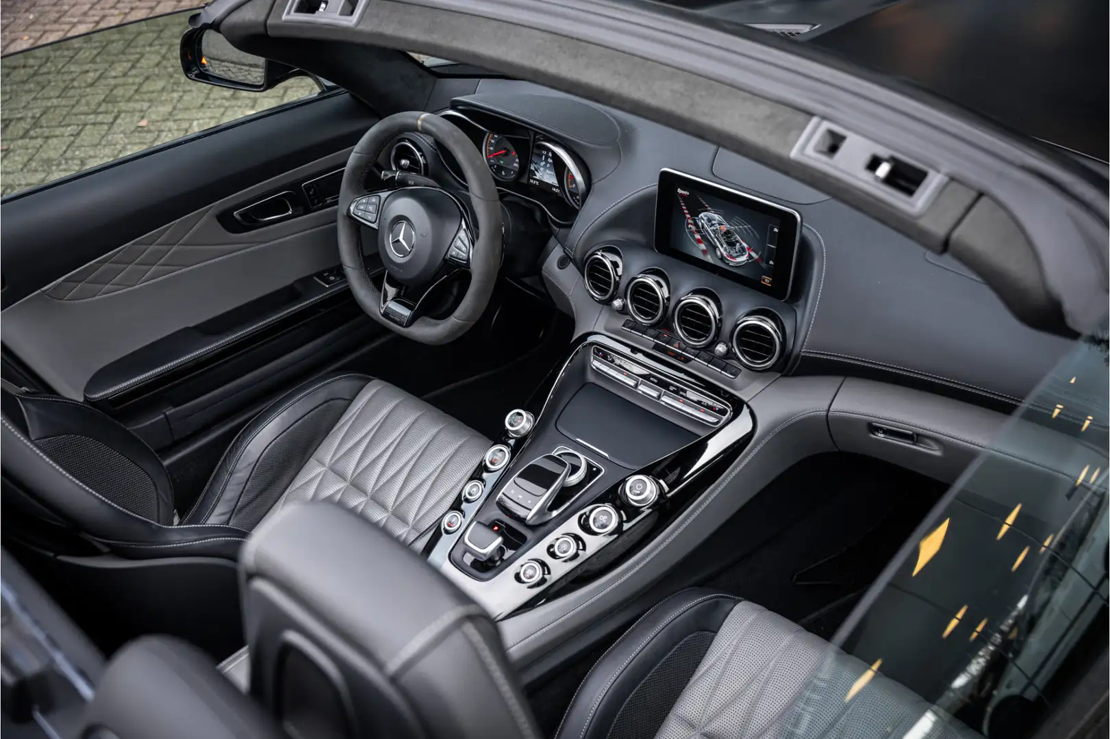 Mercedes-Benz AMG GT Roadster 4.0 C Edition 50 - Ceramic - AMG Dynamic Grey - 2