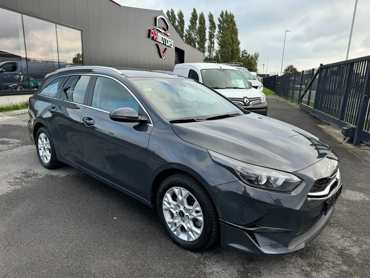 Kia Ceed SW / cee'd SW Ceed SW 1.0 T-GDI 120 Grijs - 1