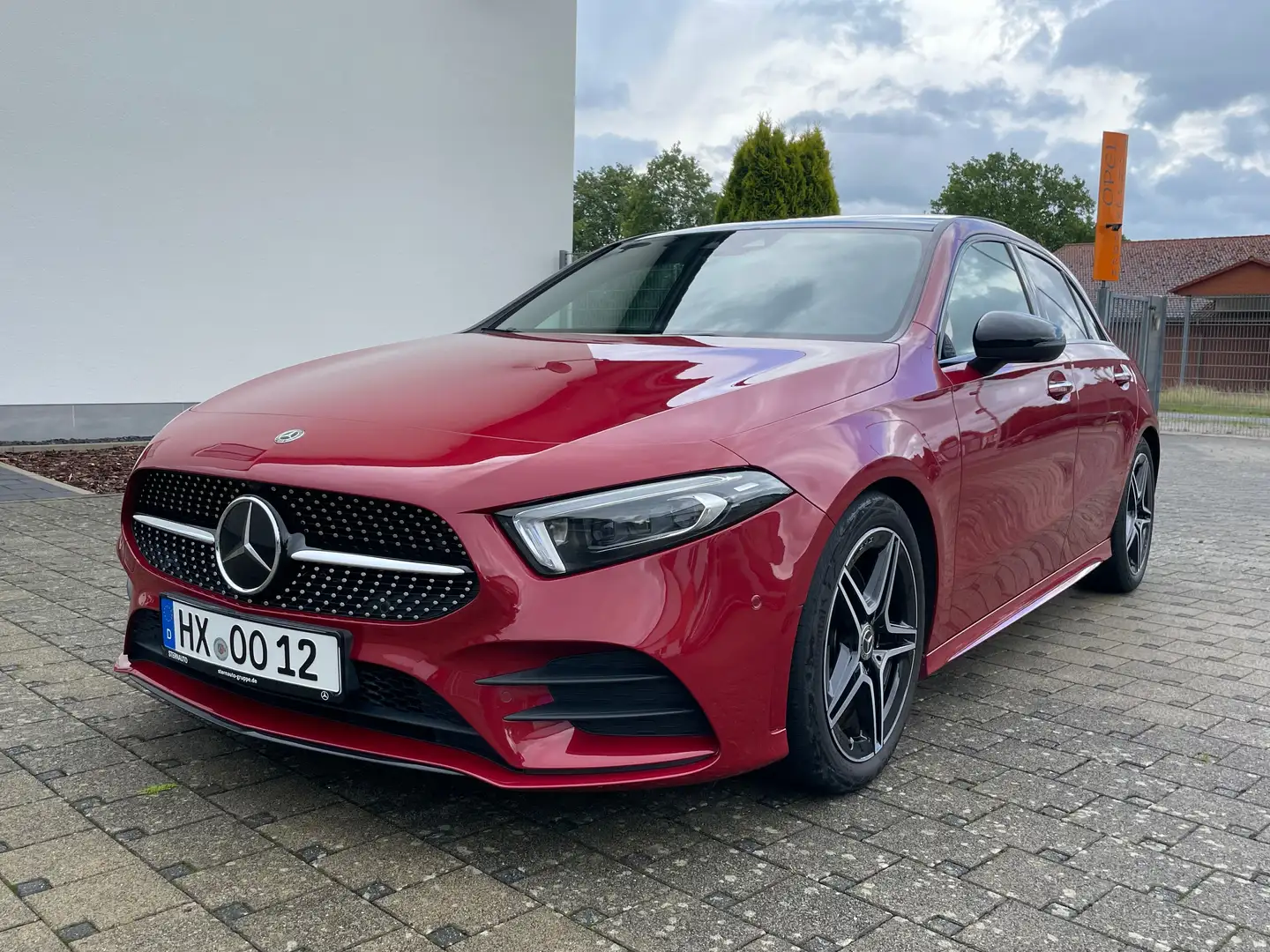 Mercedes-Benz A 220 A 220 d 8G-DCT AMG Line Rouge - 1