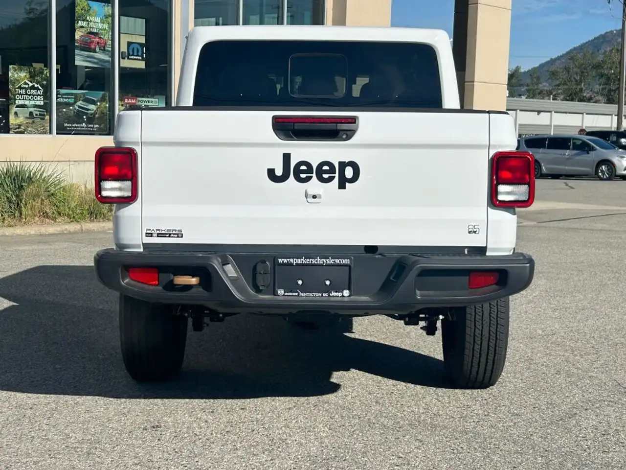 Jeep Gladiator снимка Jeep Gladiator