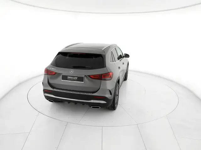Mercedes-Benz Gla view 6