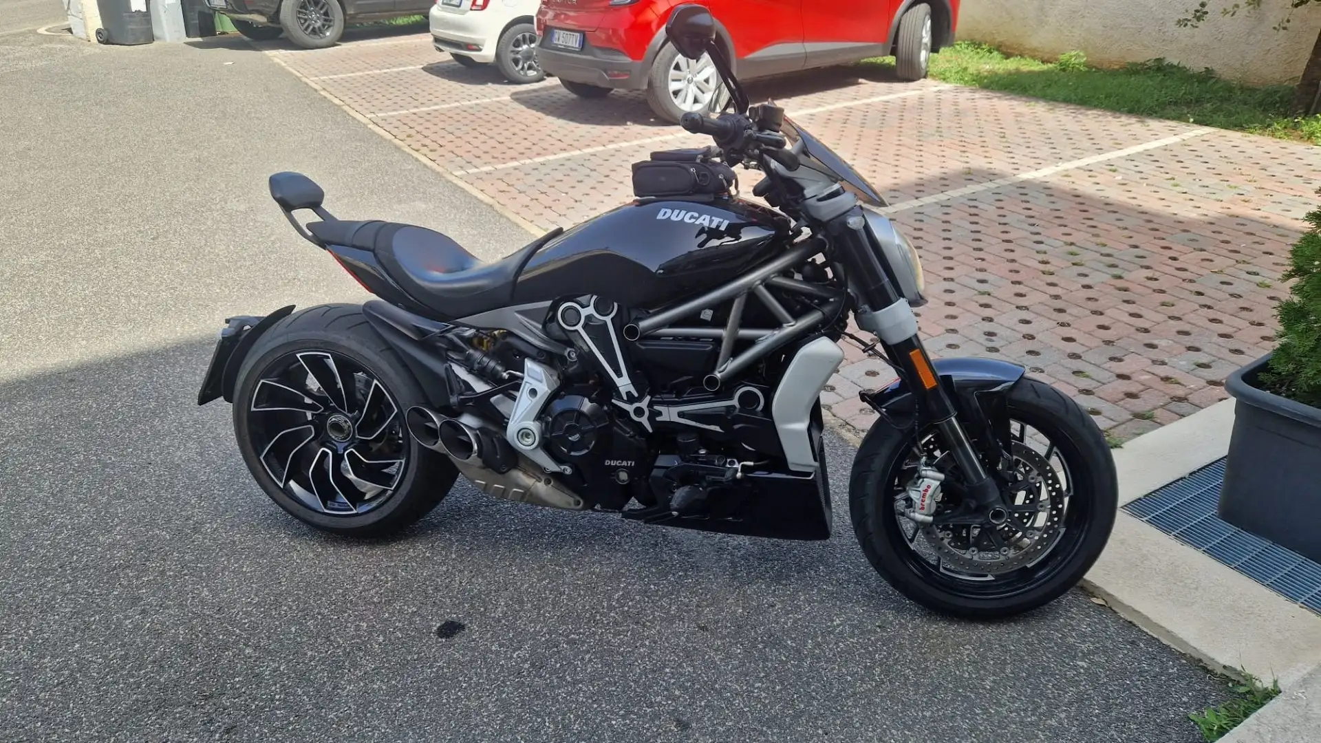 Ducati XDiavel Nero - 1