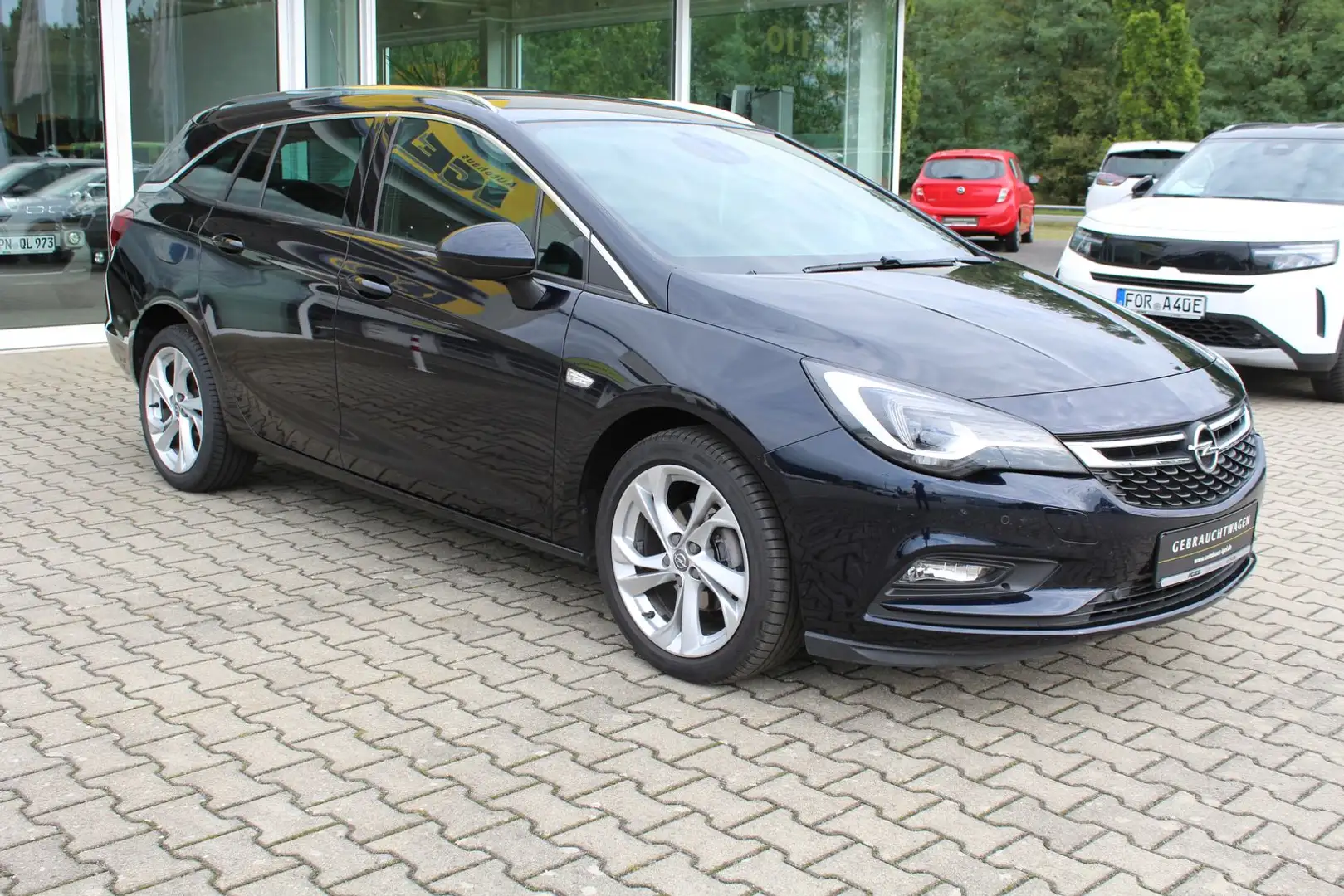 Opel Astra 150 PS Dynamic, Voll-LED (IntelliLux), Sitzheizung Blauw - 1