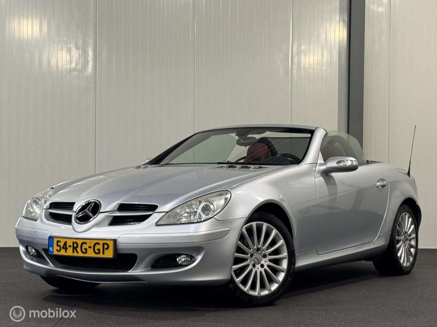 Mercedes-Benz SLK 200