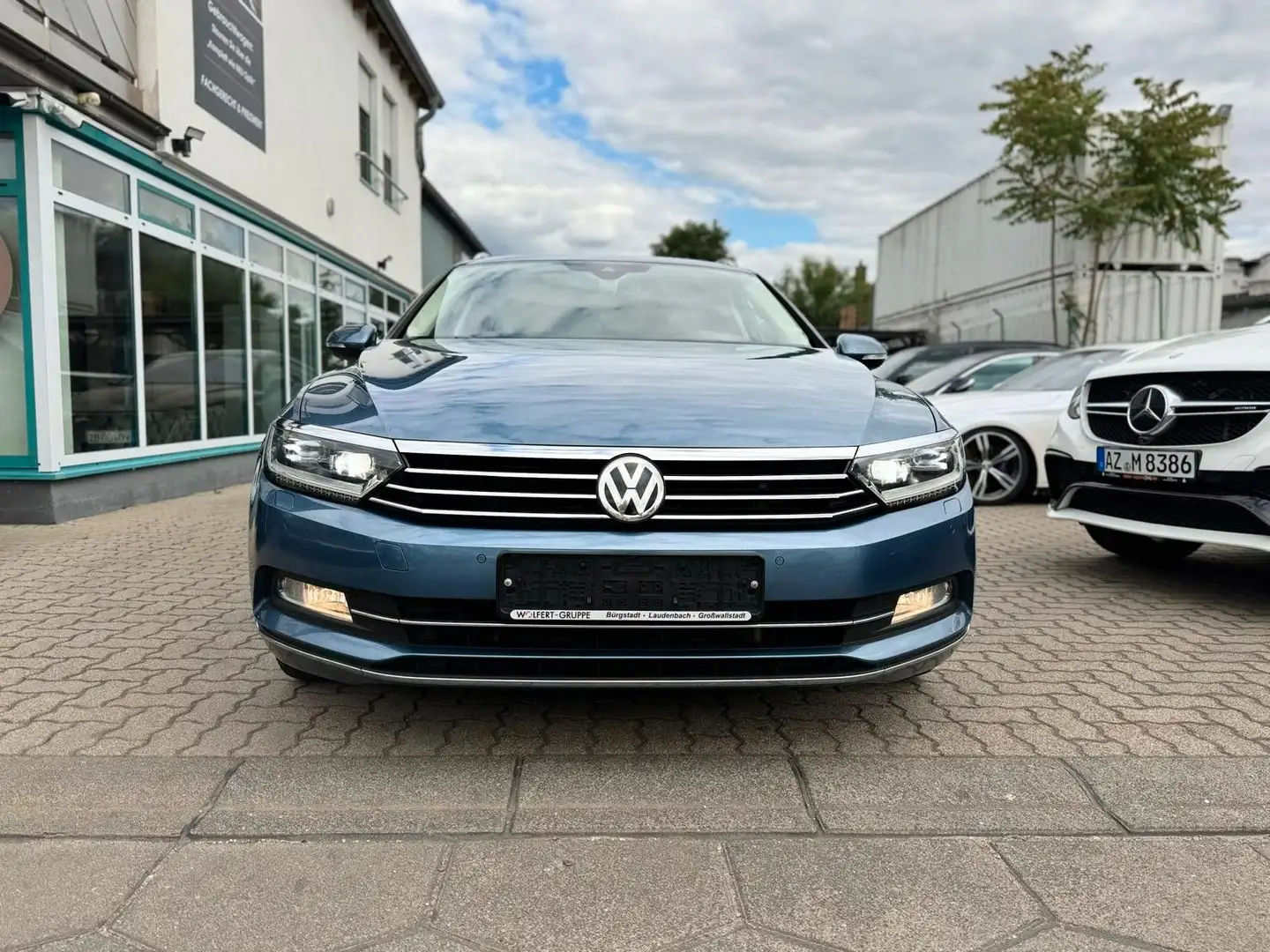 Volkswagen Passat Variant Highline 4Motion R-Line*LED*LEDER Blauw - 2