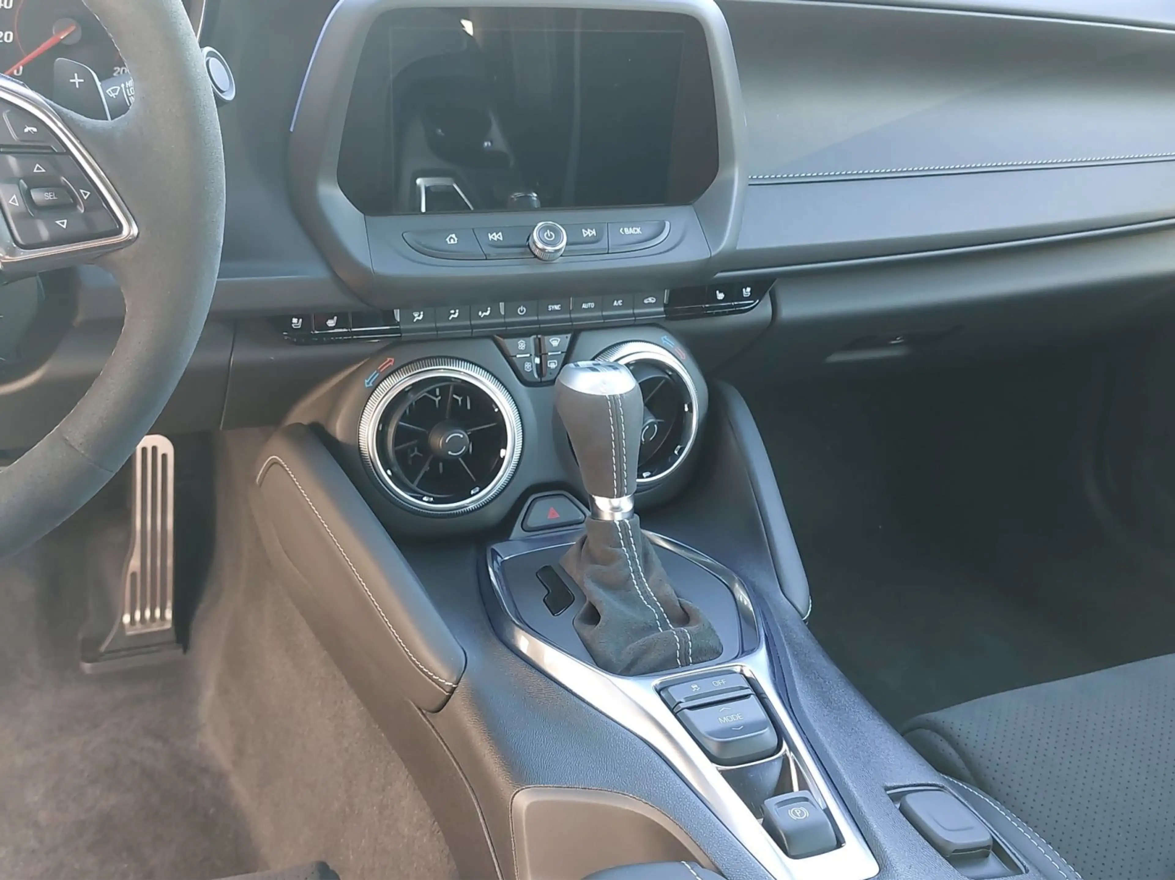 Chevrolet Camaro 2SS Coupé 6.2L 10-Gang — photo 13