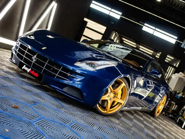 Ferrari FF 6.3 V12