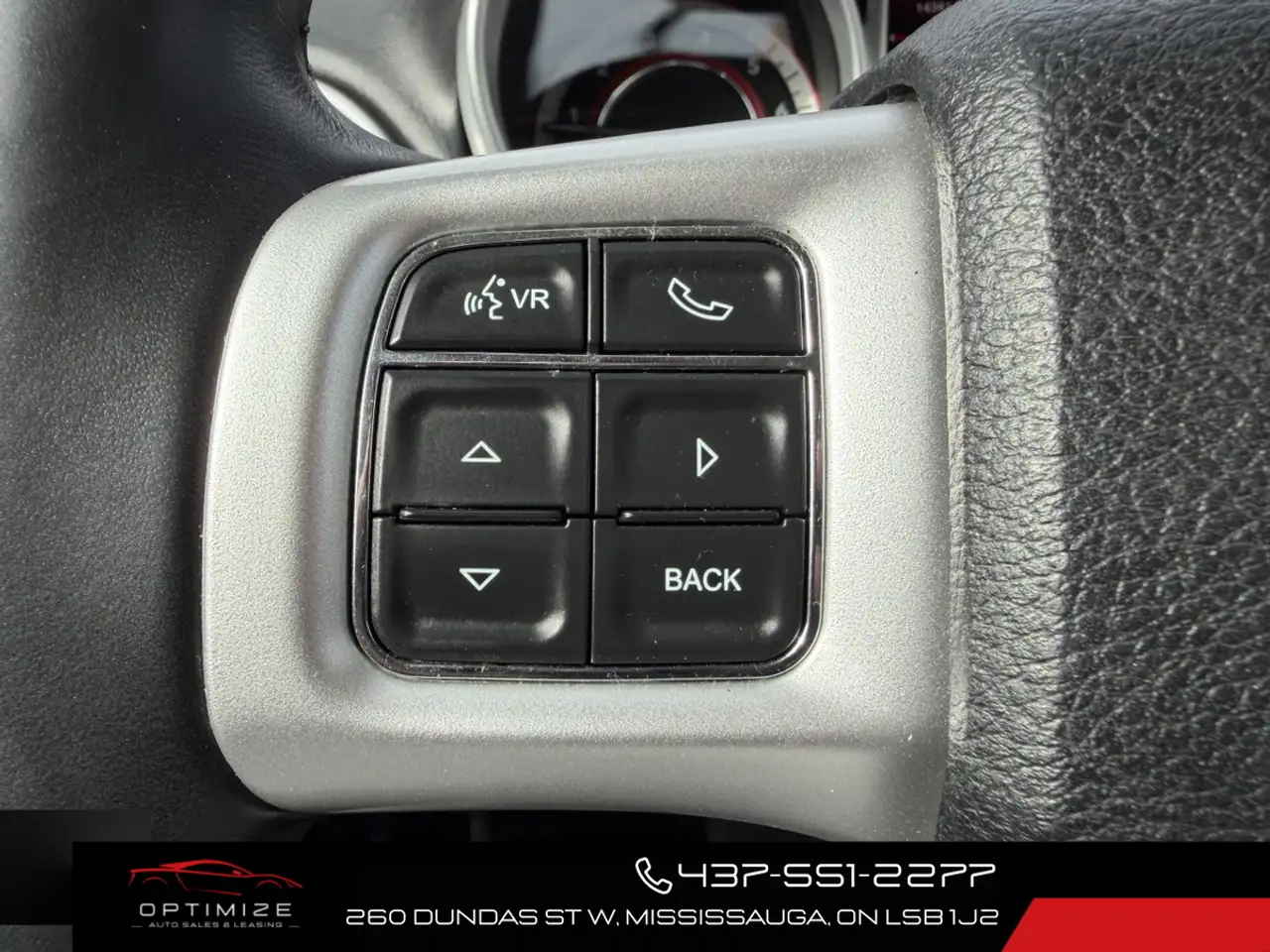 Dodge Journey снимка Dodge Journey