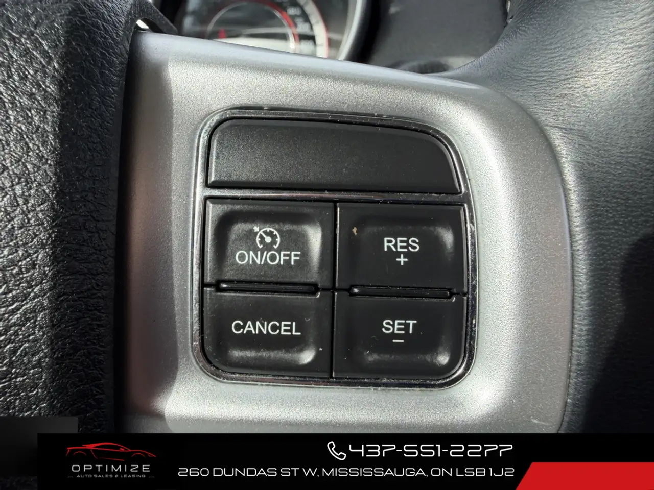Dodge Journey снимка Dodge Journey